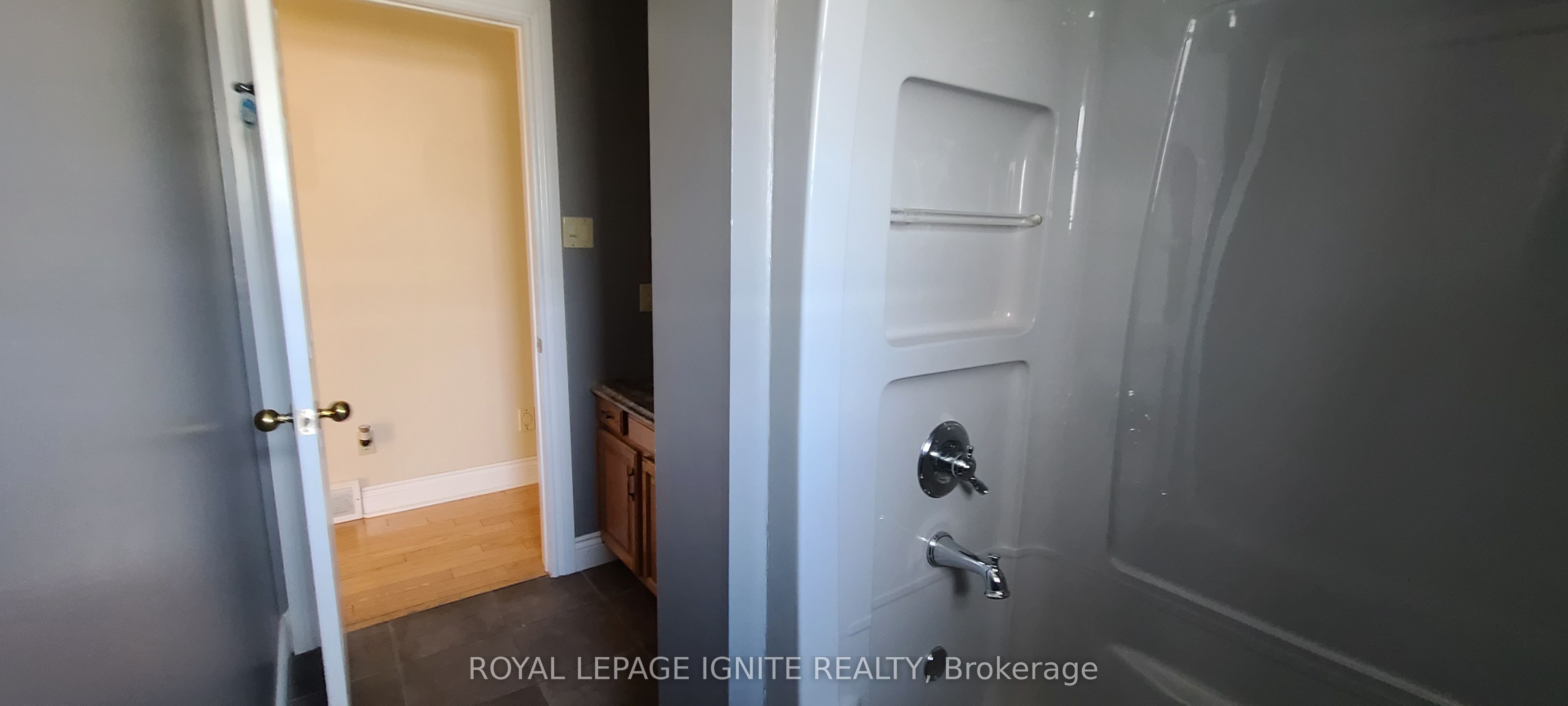 804 Champlain Drive Property Photo 13