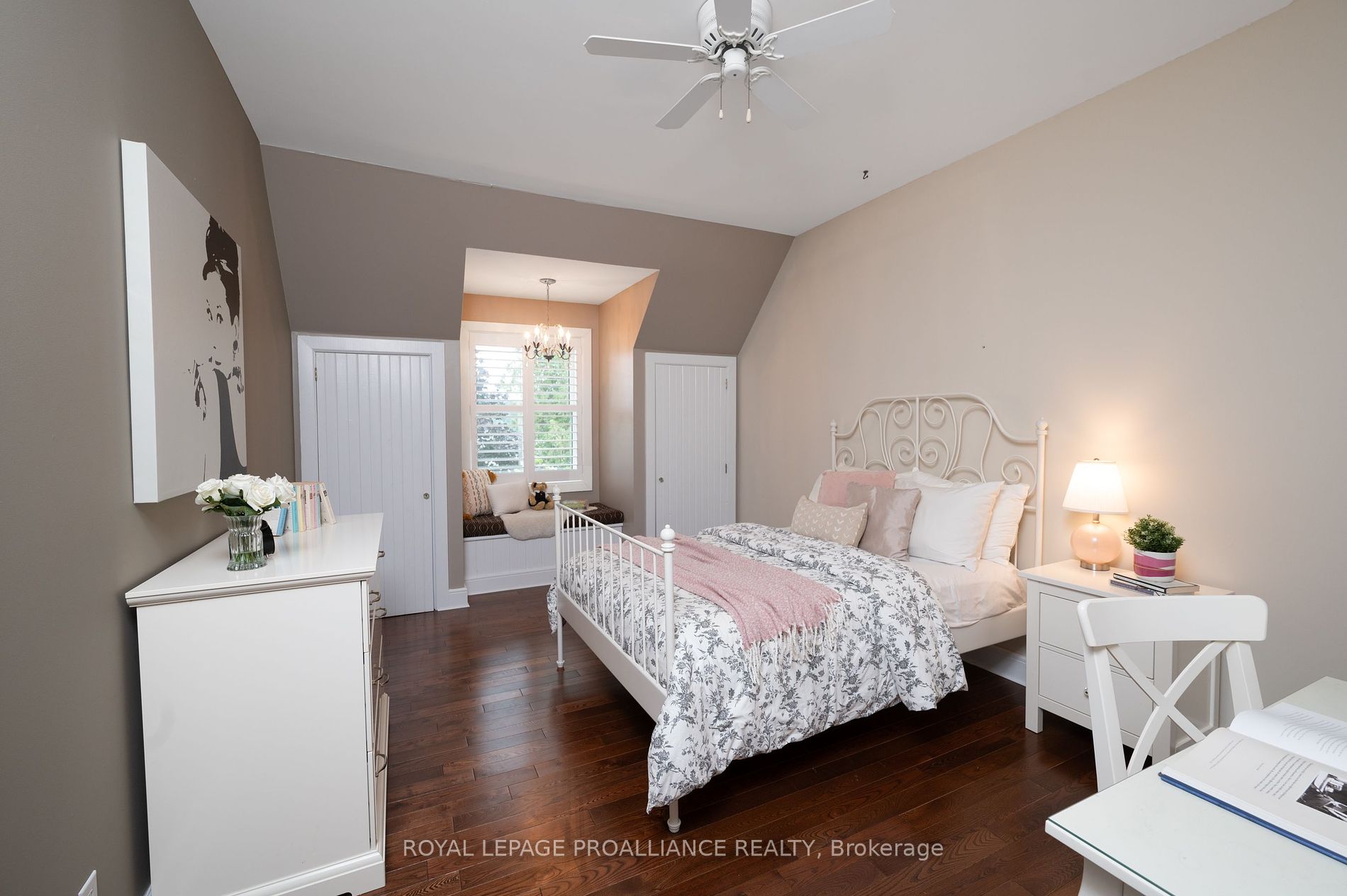 1014 Mulberry Lane Property Photo 14