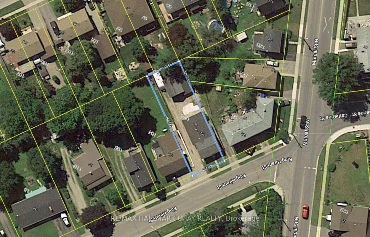 102 King Hiram St Property Photo 3