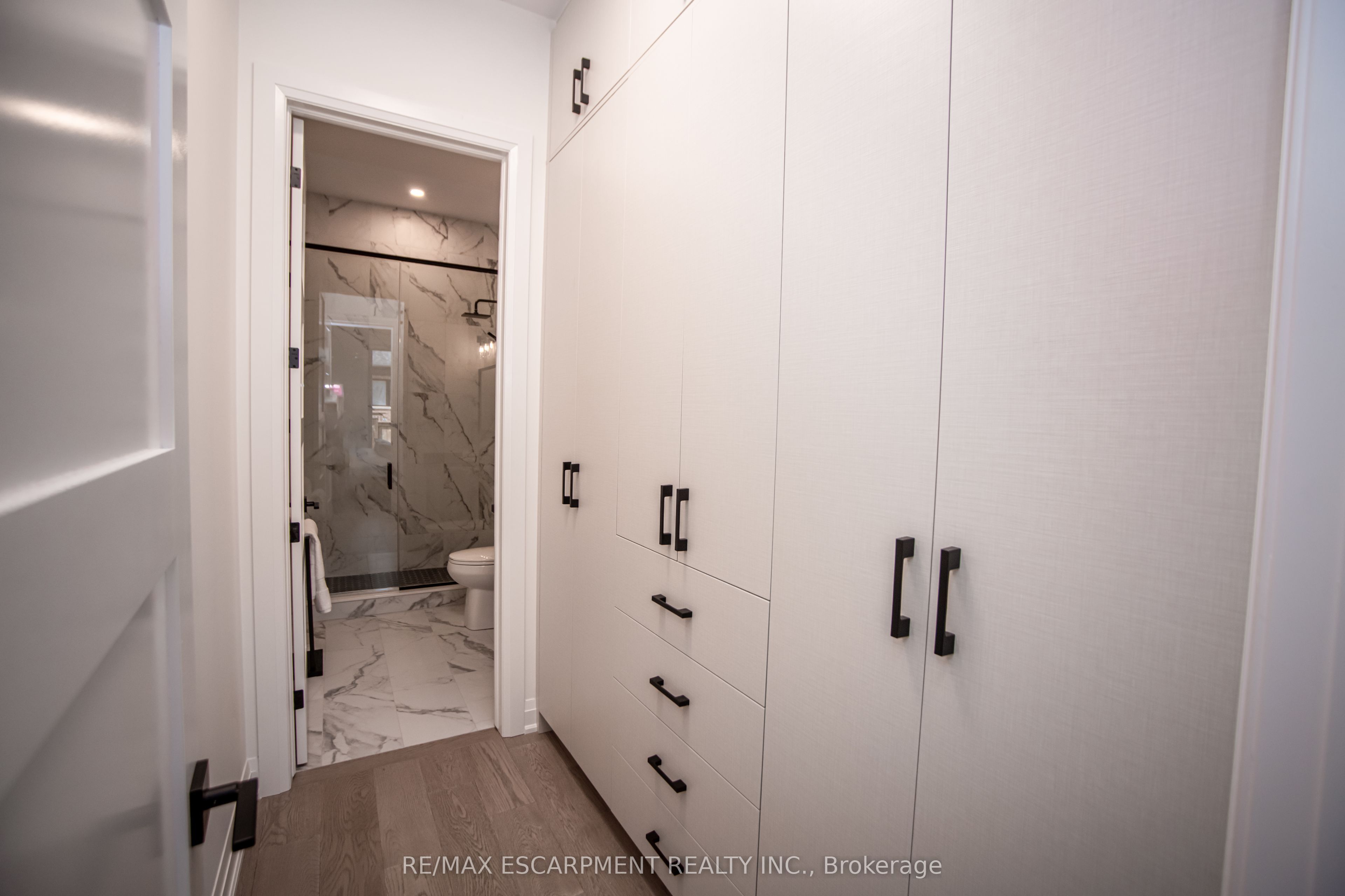 11 Primrose Street Property Photo 26