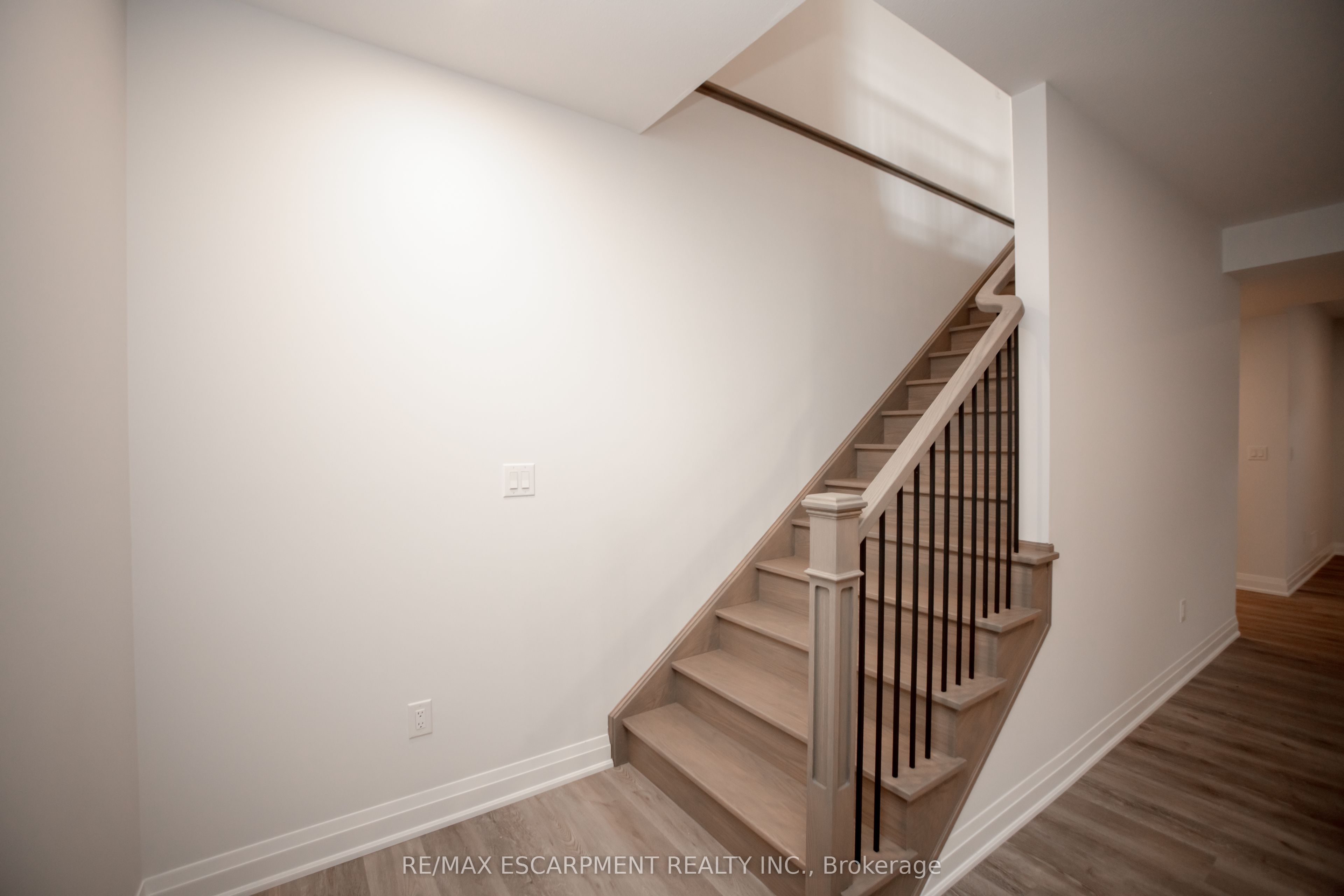 11 Primrose Street Property Photo 32
