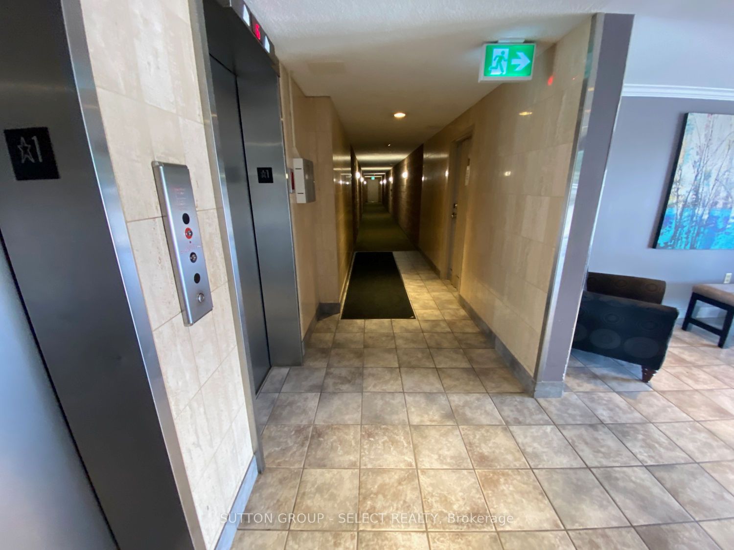 600 Grenfell Dr 1 Property Photo 10
