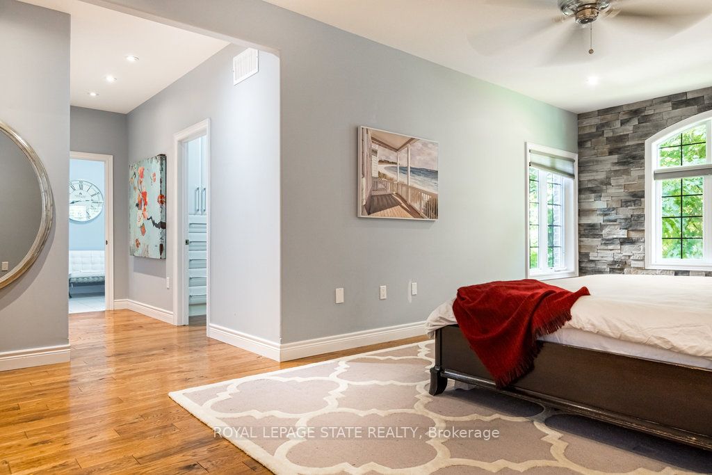 175 Oakhill Pl Property Photo 5