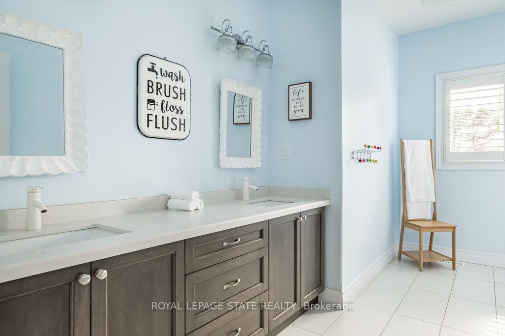 175 Oakhill Pl Property Photo 9