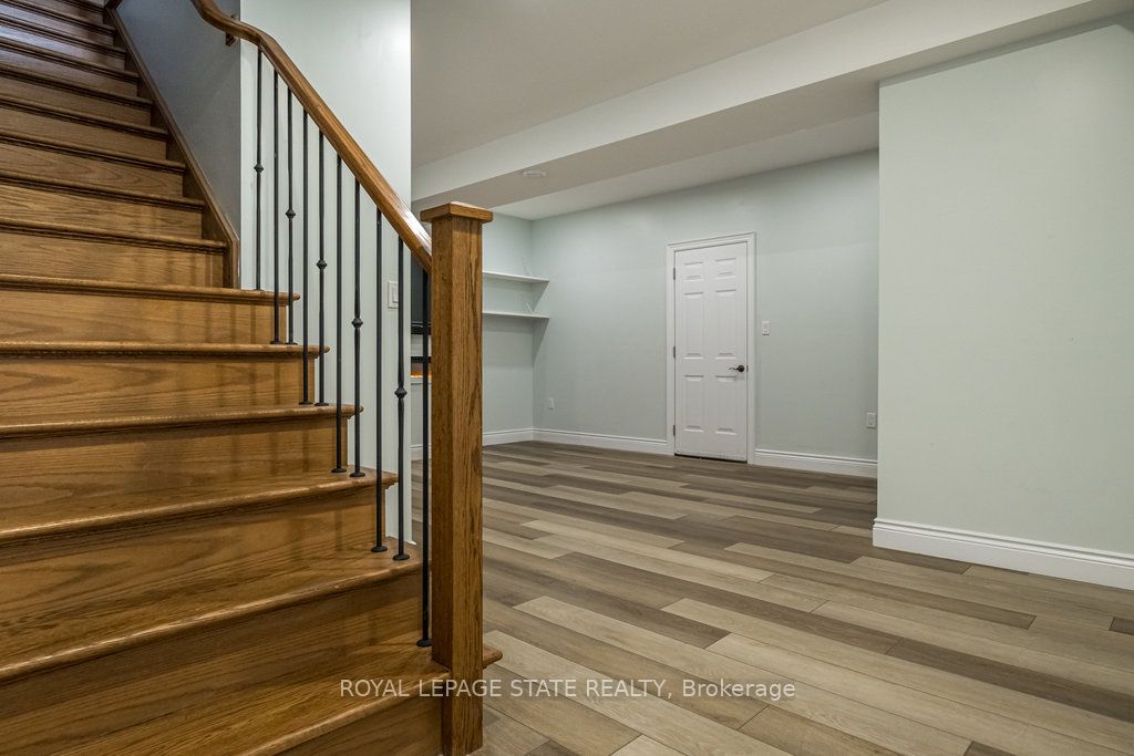 175 Oakhill Pl Property Photo 20