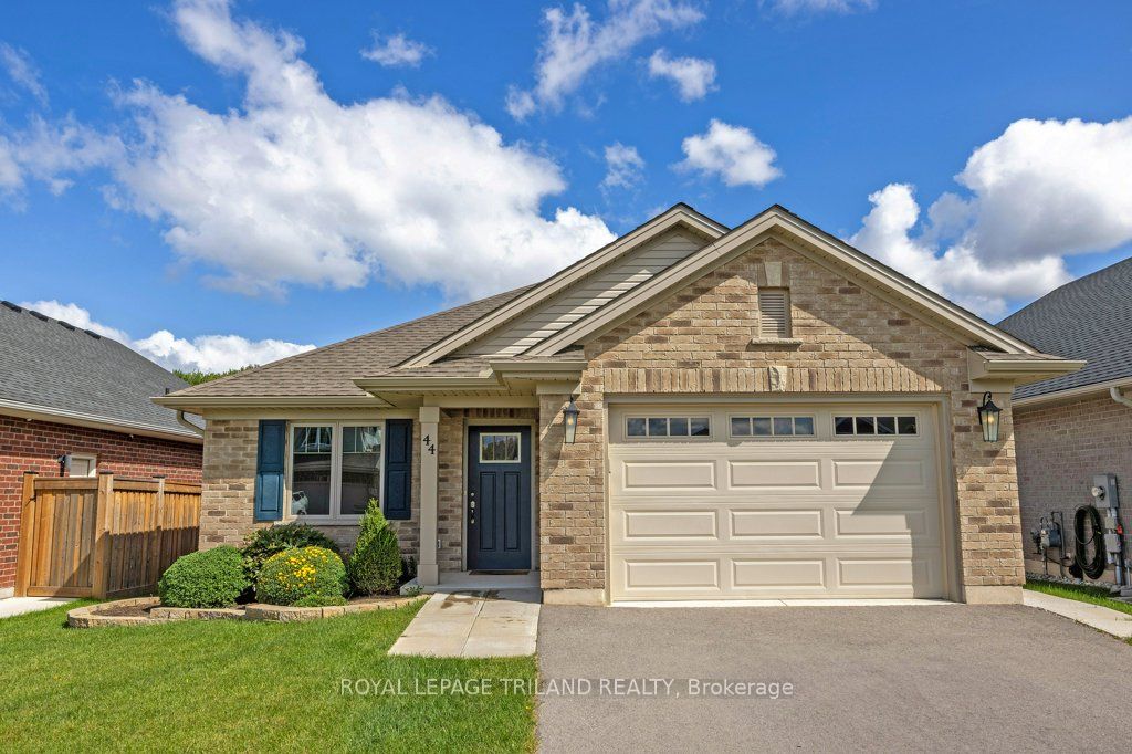 44 Foxtail Lane Property Photo 1