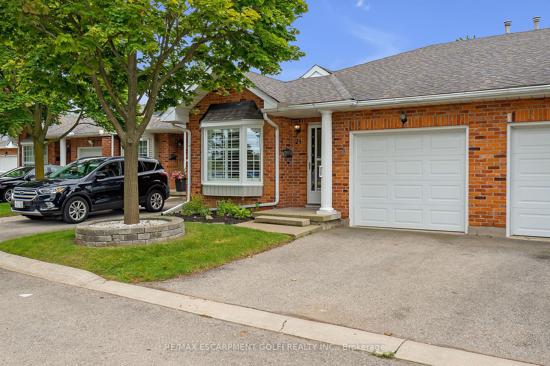 20 Meadowlands Blvd 24 Property Photo 23
