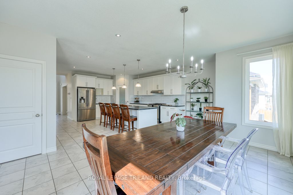 59 Hollingshead Rd Property Photo 8