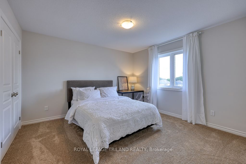 59 Hollingshead Rd Property Photo 18