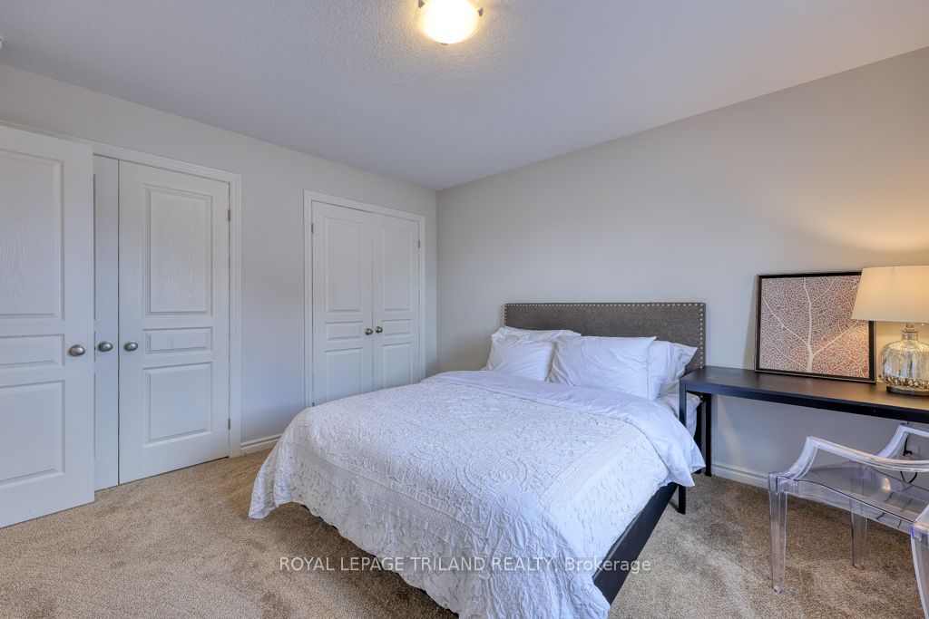 59 Hollingshead Rd Property Photo 19