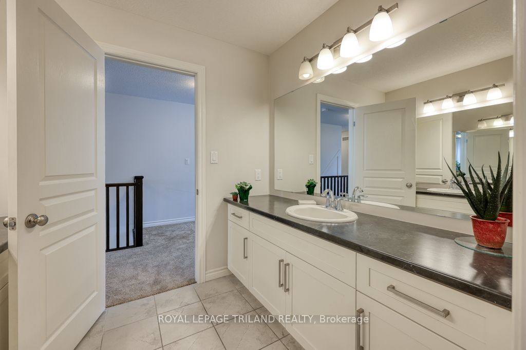 59 Hollingshead Rd Property Photo 20