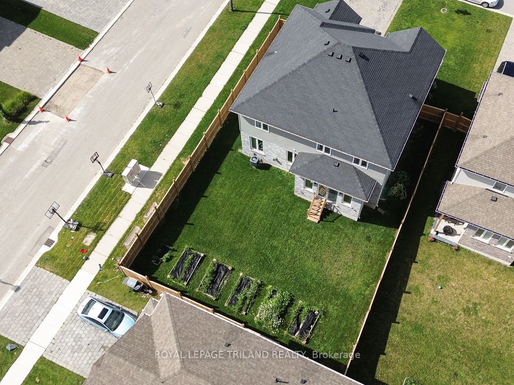 59 Hollingshead Rd Property Photo 33