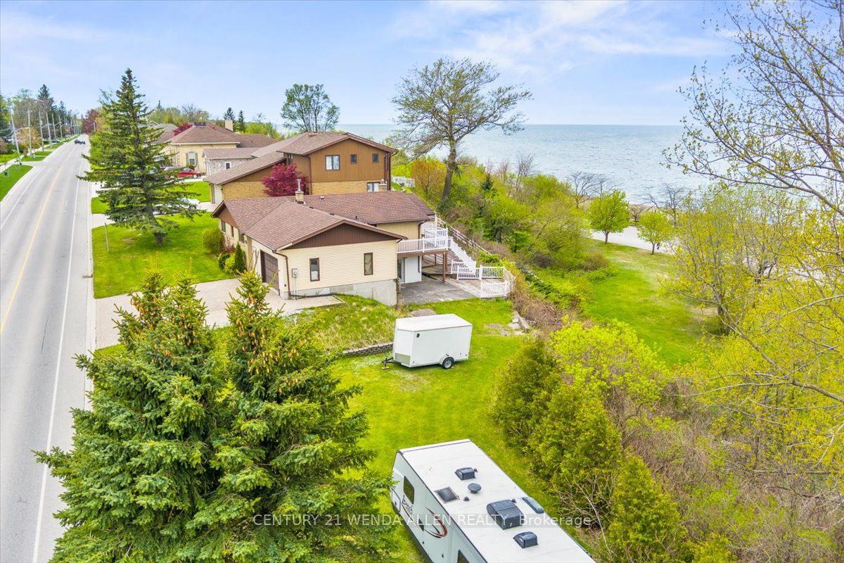 640 Huron Terr Property Photo 27
