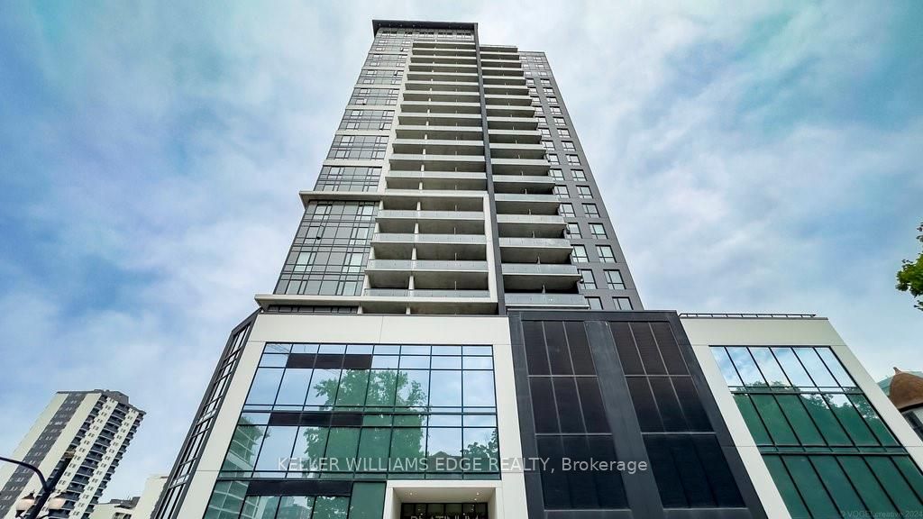 15 Queen St S 2 Property Photo 12