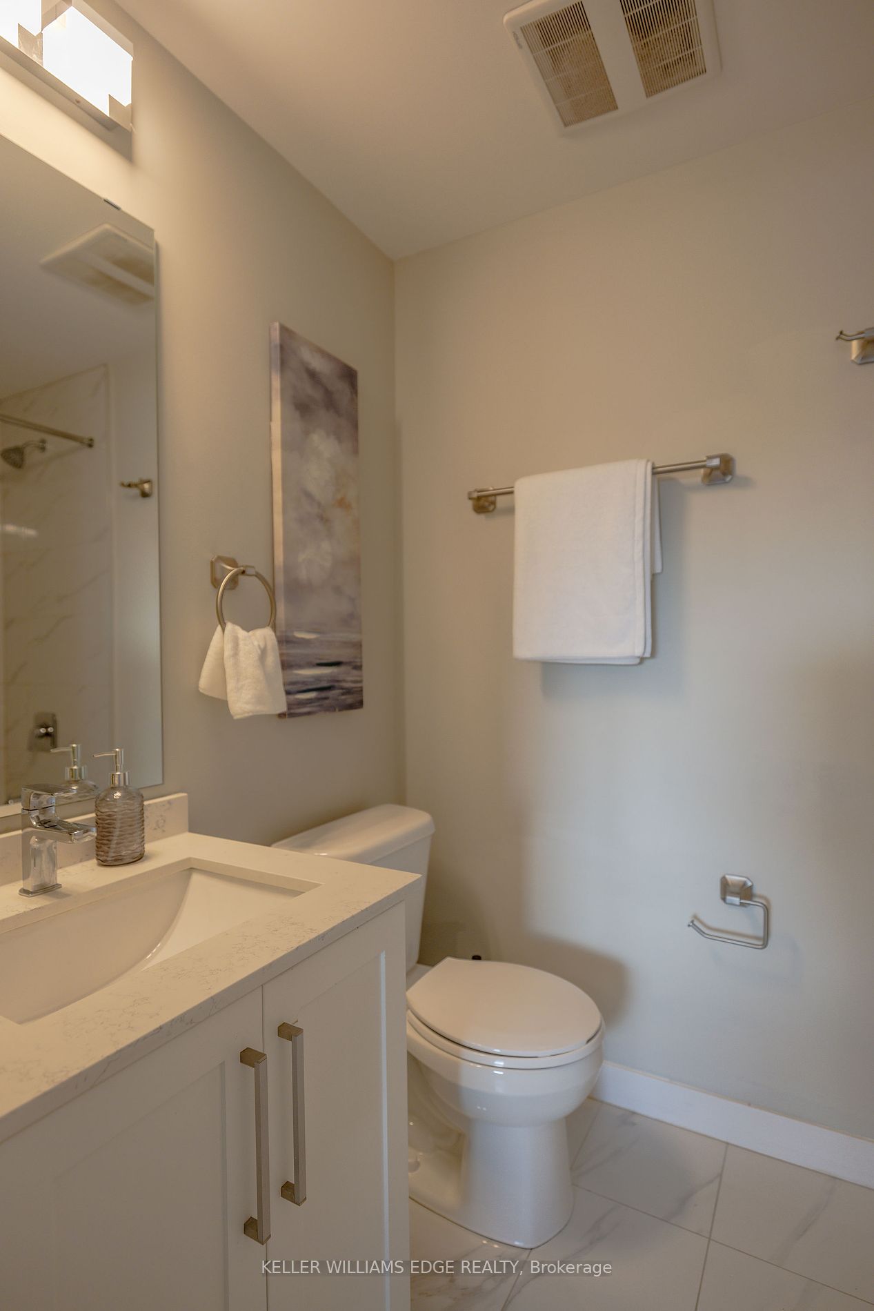 15 Queen St S 2 Property Photo 21