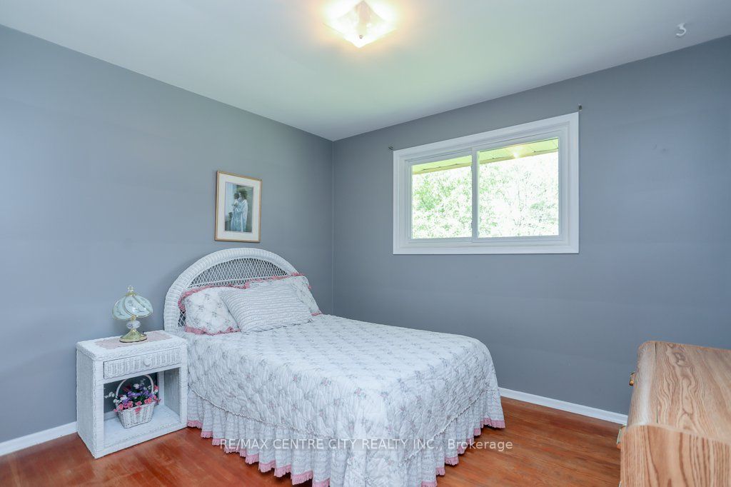82 Fairview Ave Property Photo 14