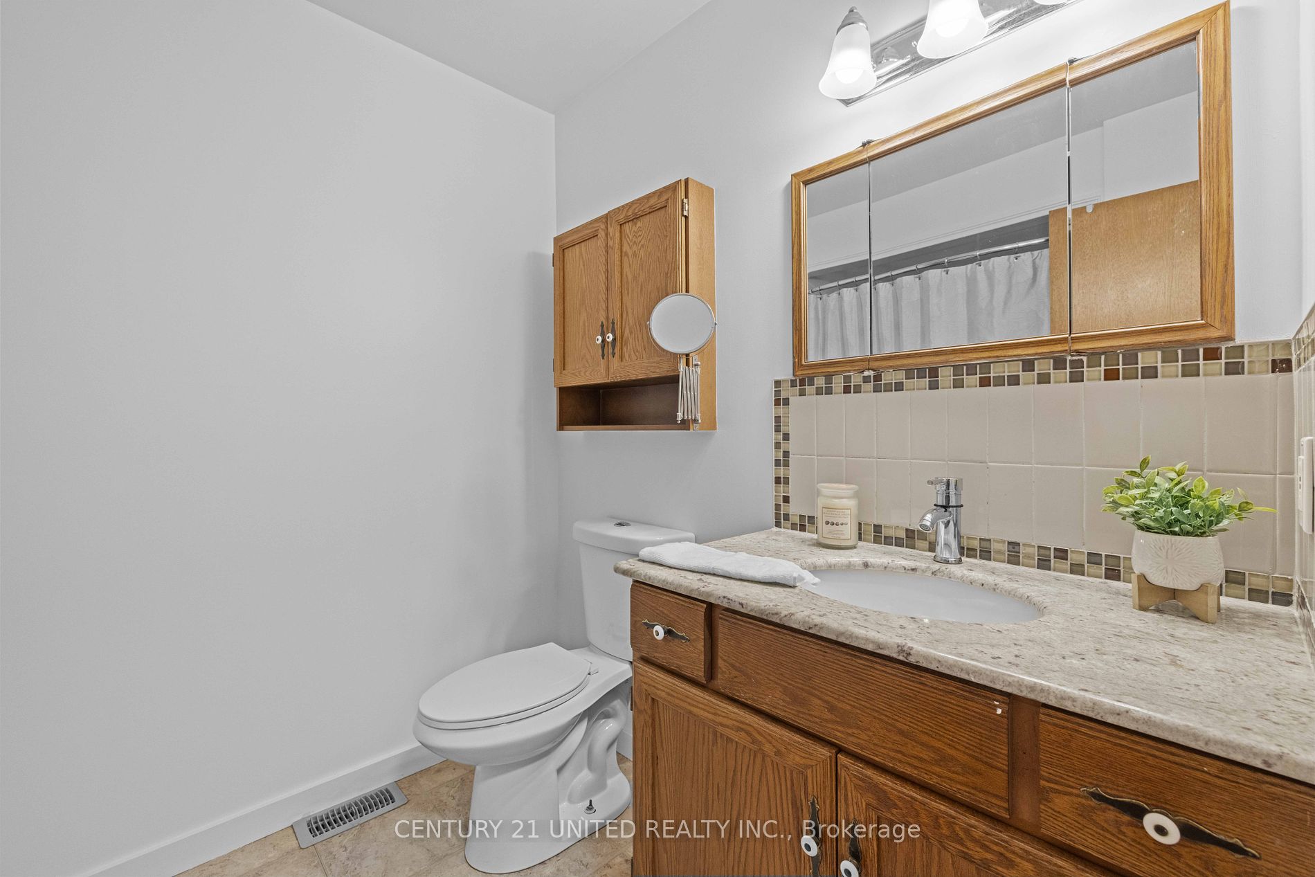 7628 County Road 28 Property Photo 7