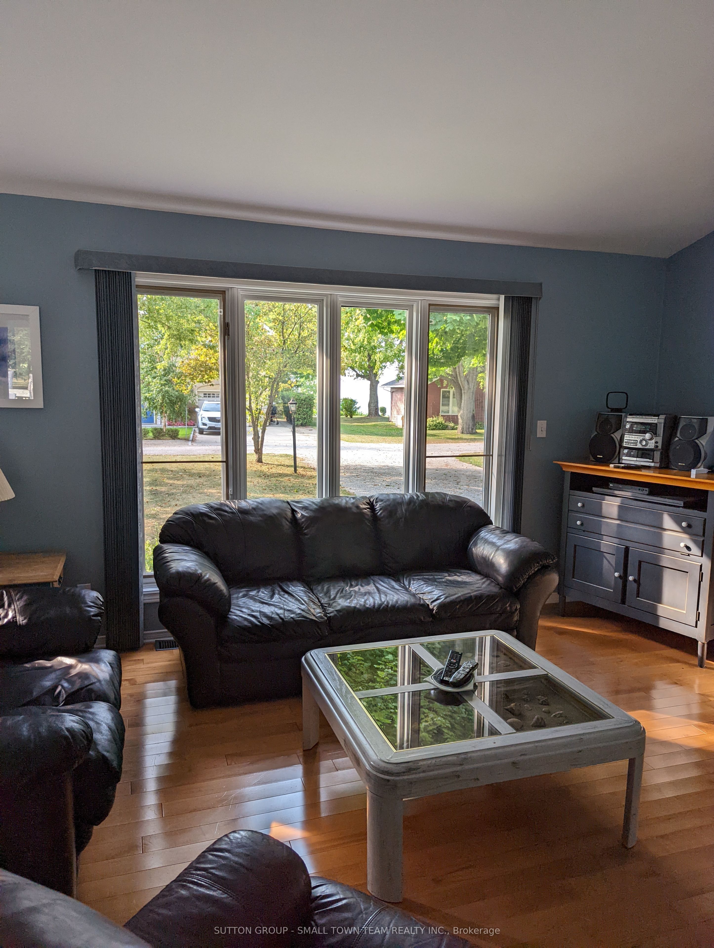 33915 Ridgeway Road Property Photo 7