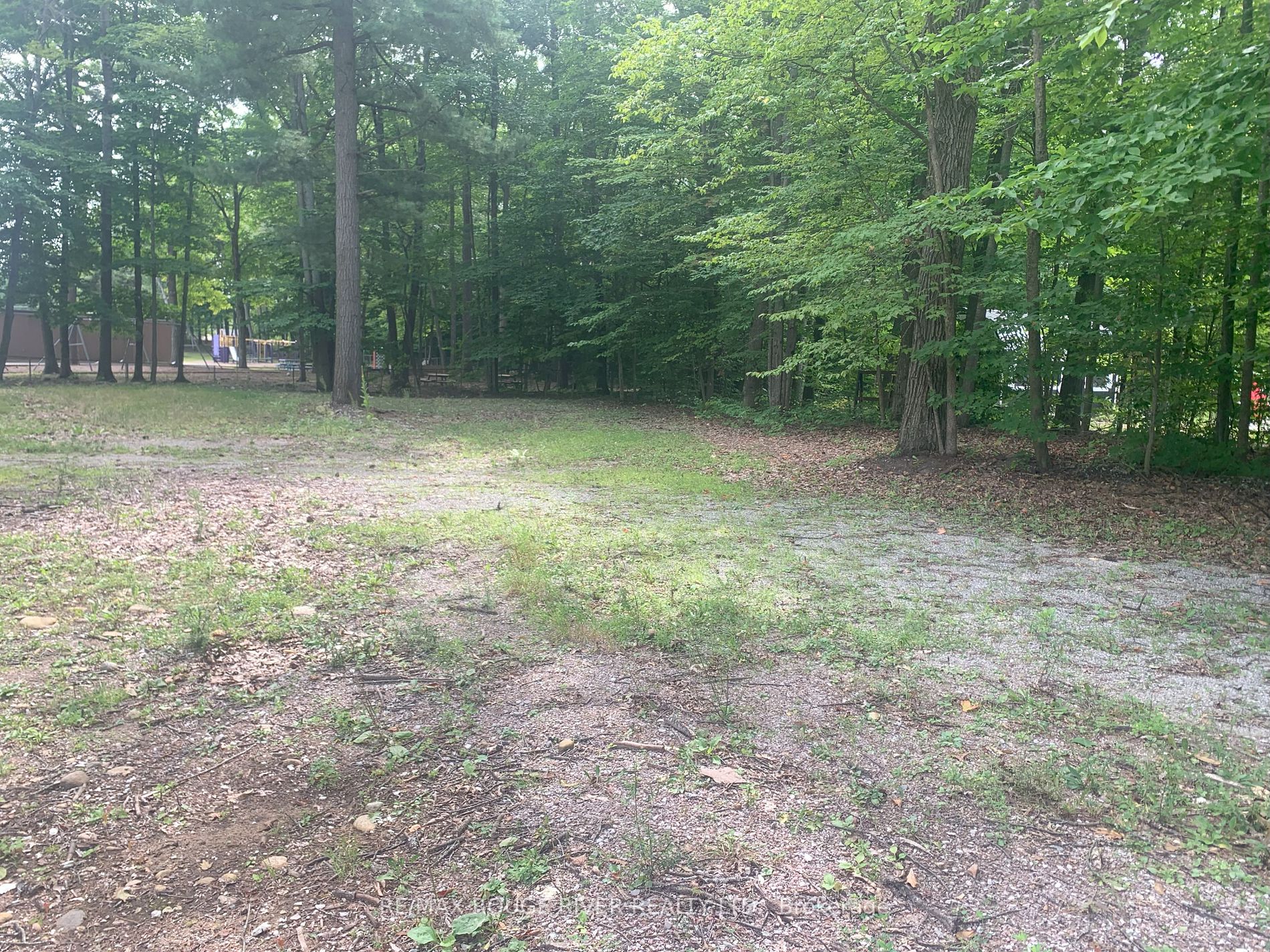141 Oakwood Dr Property Photo 7