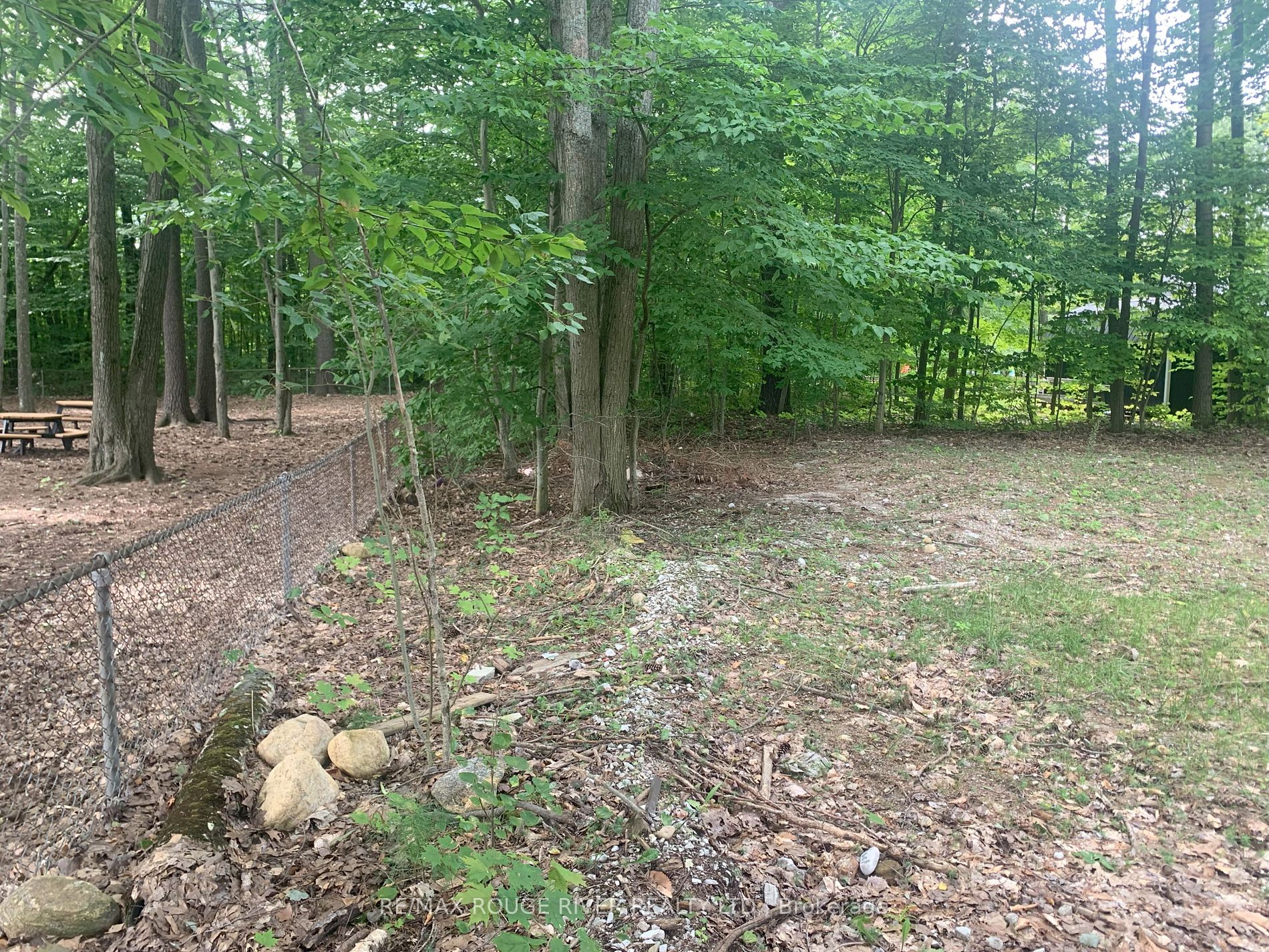 141 Oakwood Dr Property Photo 9