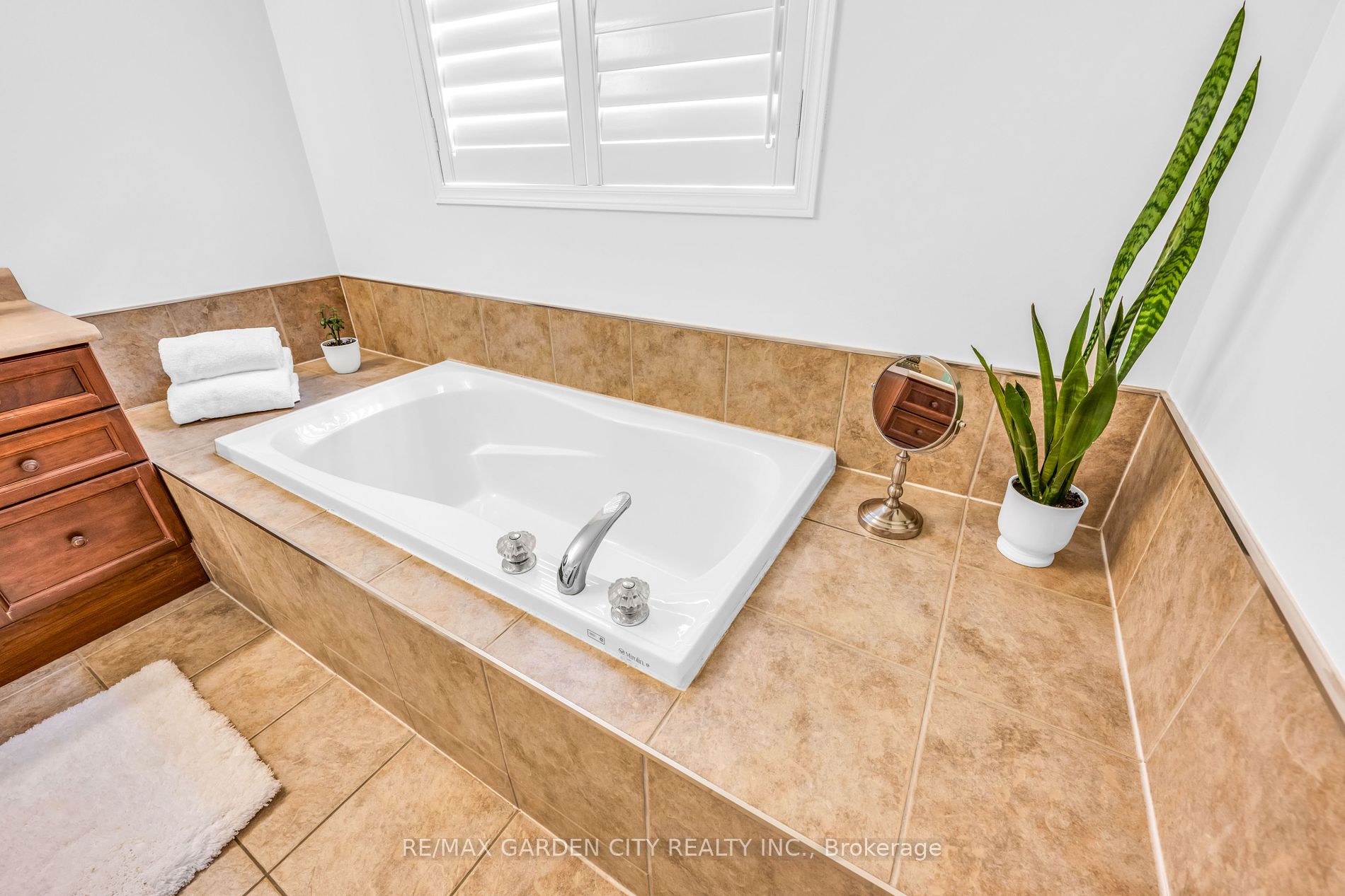 7 Pembroke Circ Property Photo 16