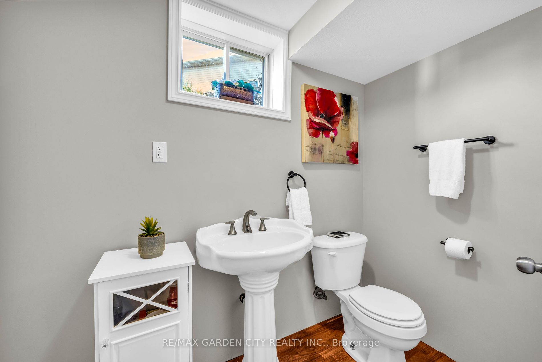 7 Pembroke Circ Property Photo 27