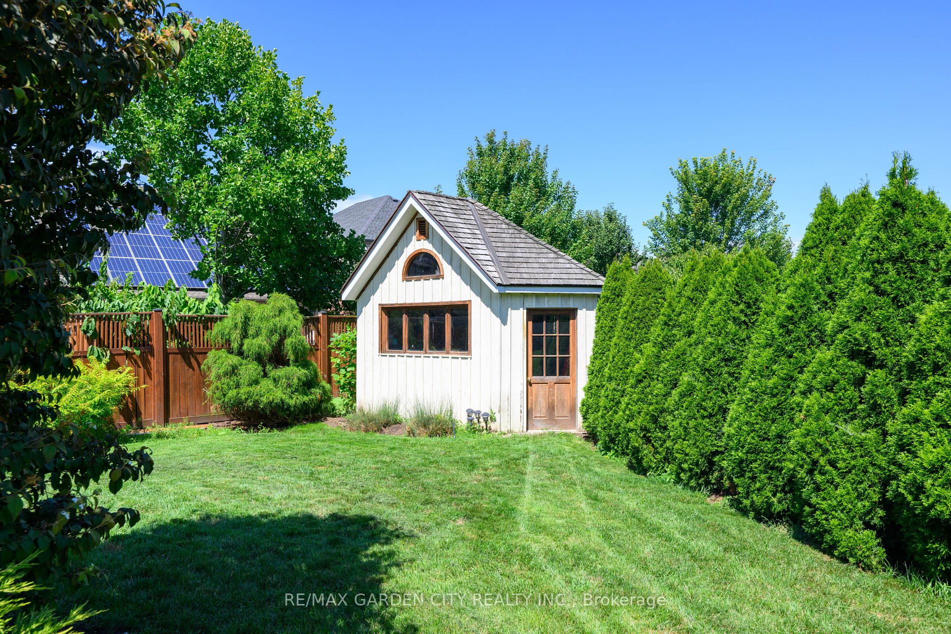 7 Pembroke Circ Property Photo 32