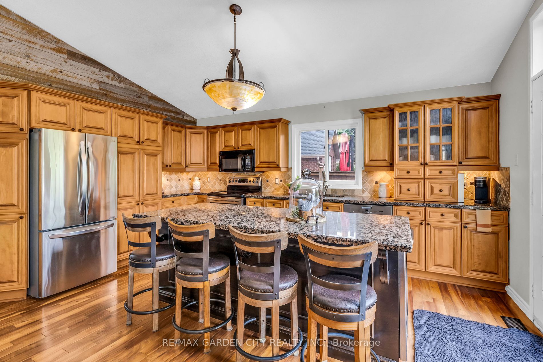 7 Pembroke Circ Property Photo 37