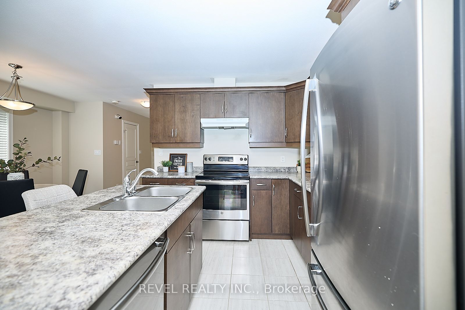 4468 Shuttleworth Dr Property Photo 2
