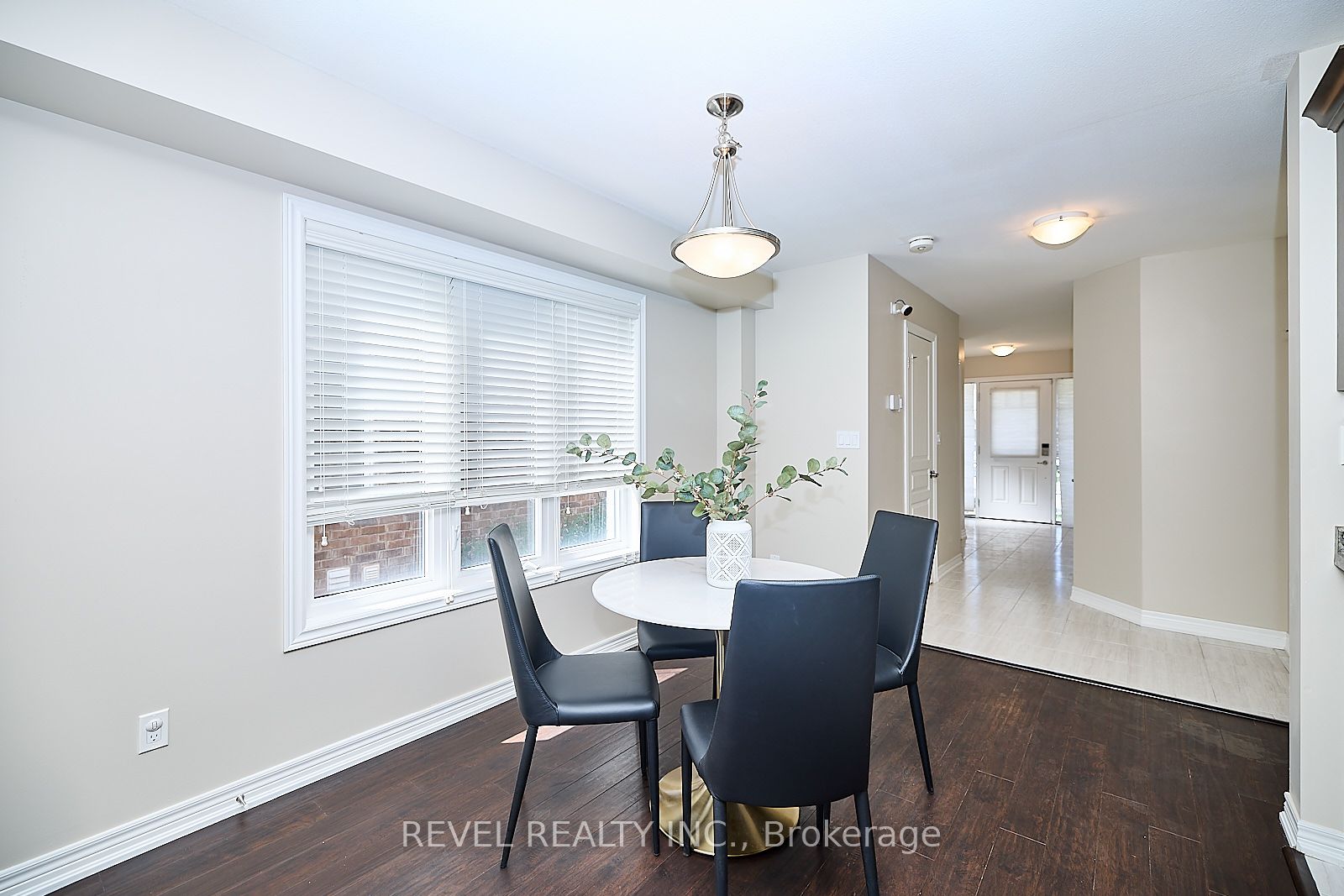 4468 Shuttleworth Dr Property Photo 3