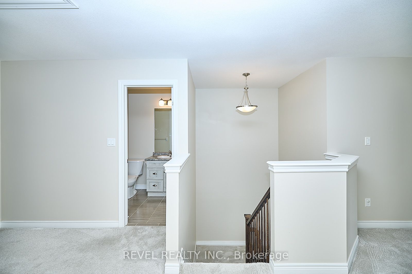 4468 Shuttleworth Dr Property Photo 6