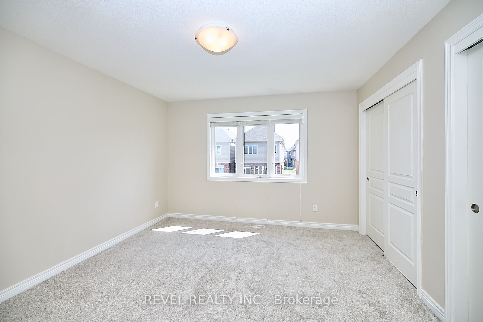 4468 Shuttleworth Dr Property Photo 14