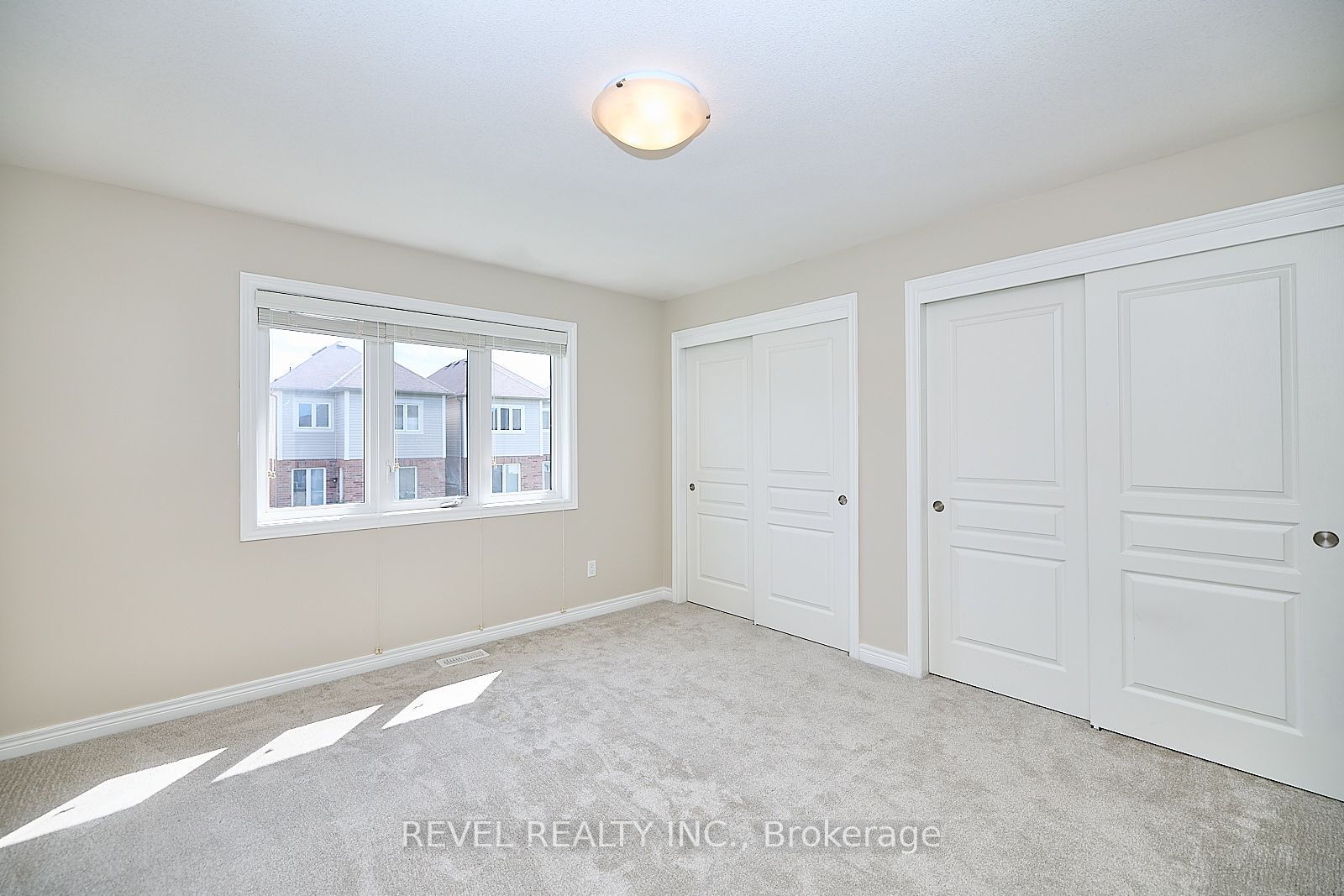 4468 Shuttleworth Dr Property Photo 15