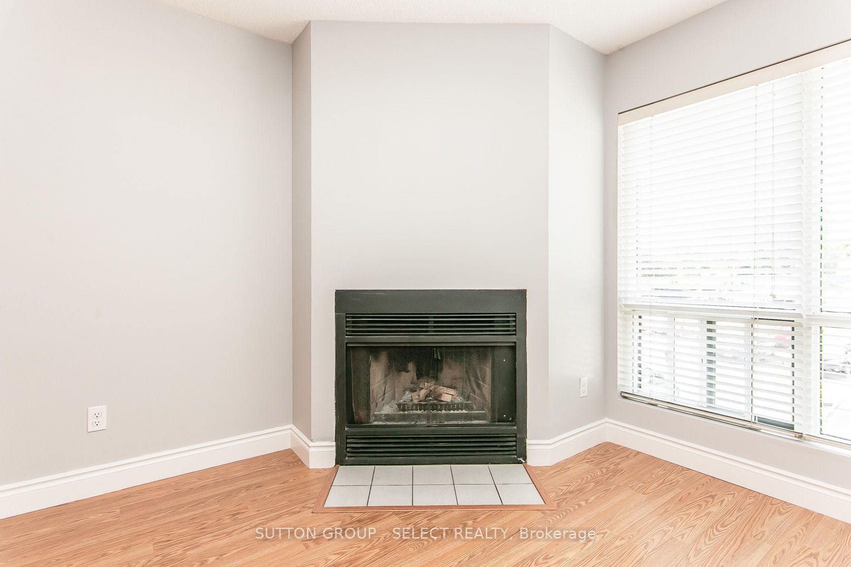 15 Hofstetter Ave 20 Property Photo 3
