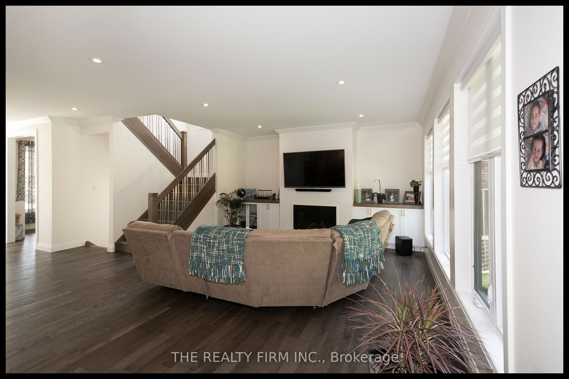289 King Street Property Photo 5