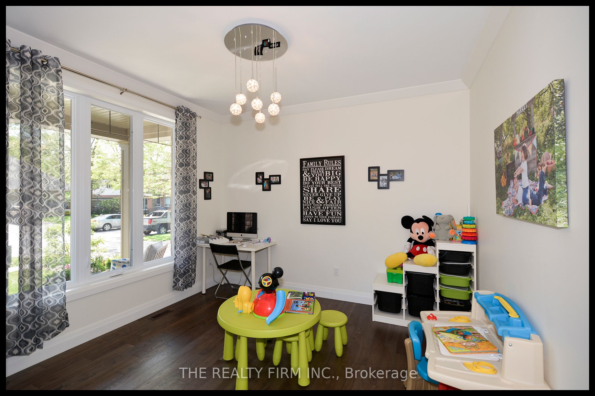 289 King Street Property Photo 14