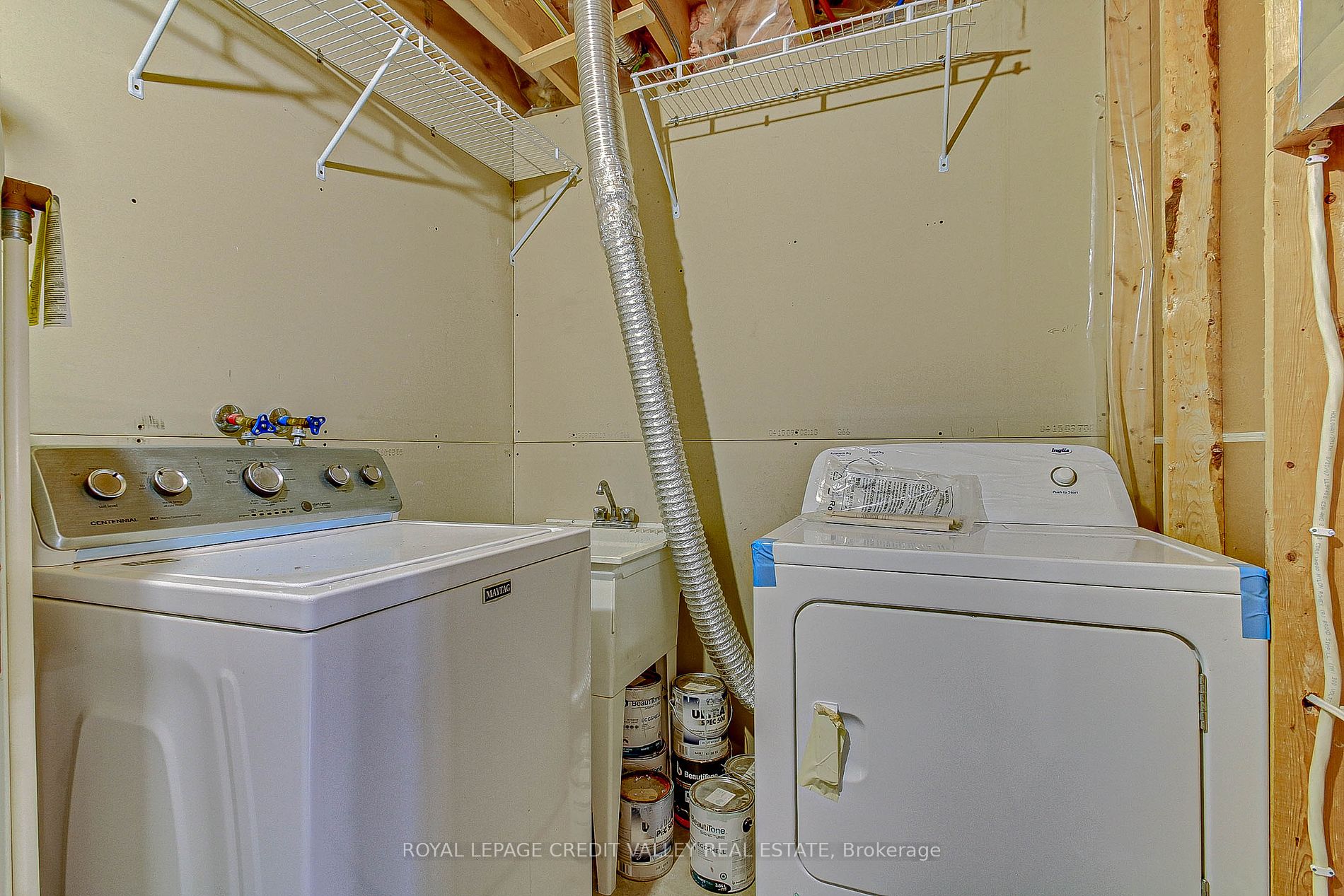 123 Coulas Cres Property Photo 17