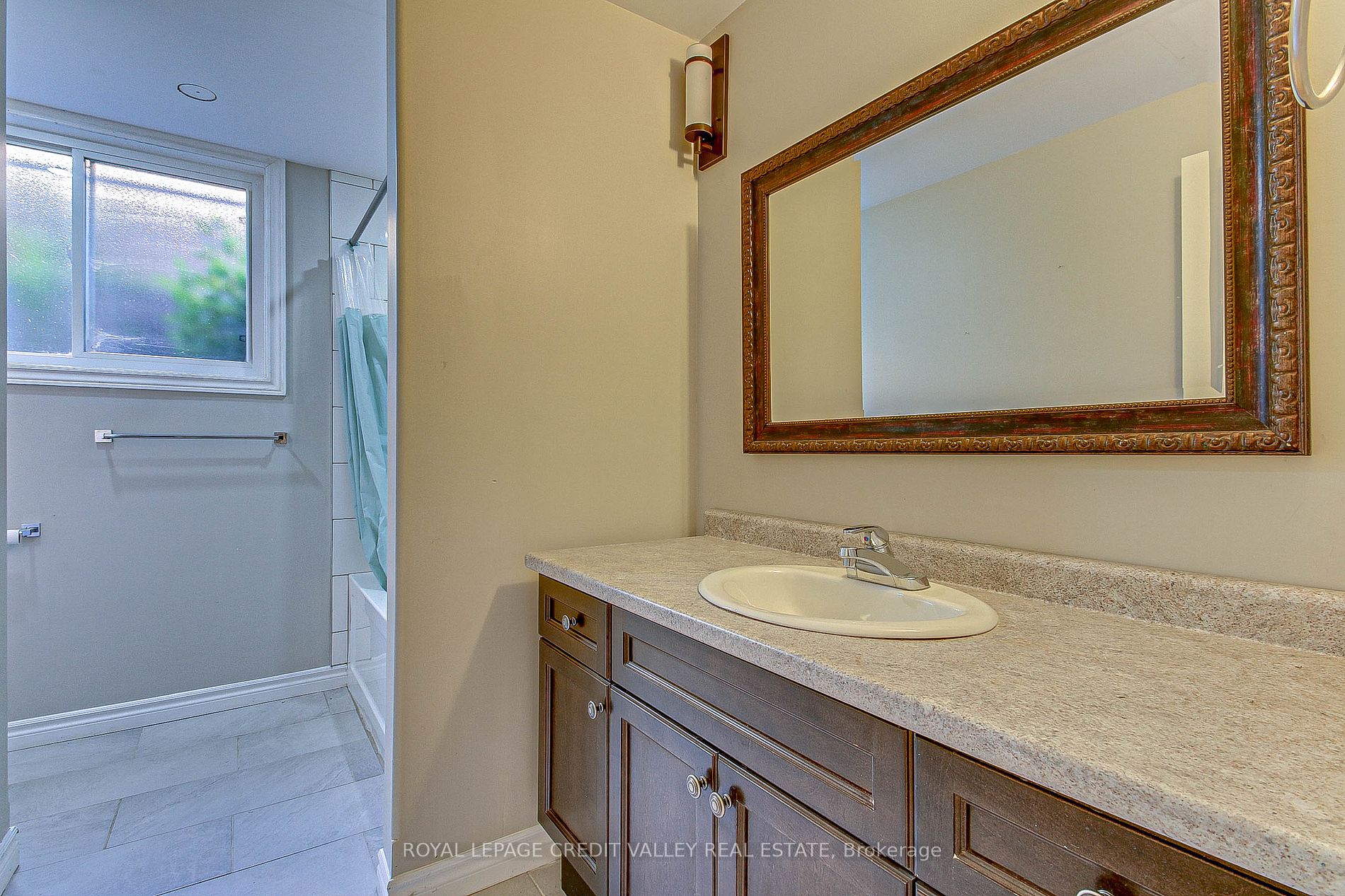 123 Coulas Cres Property Photo 18