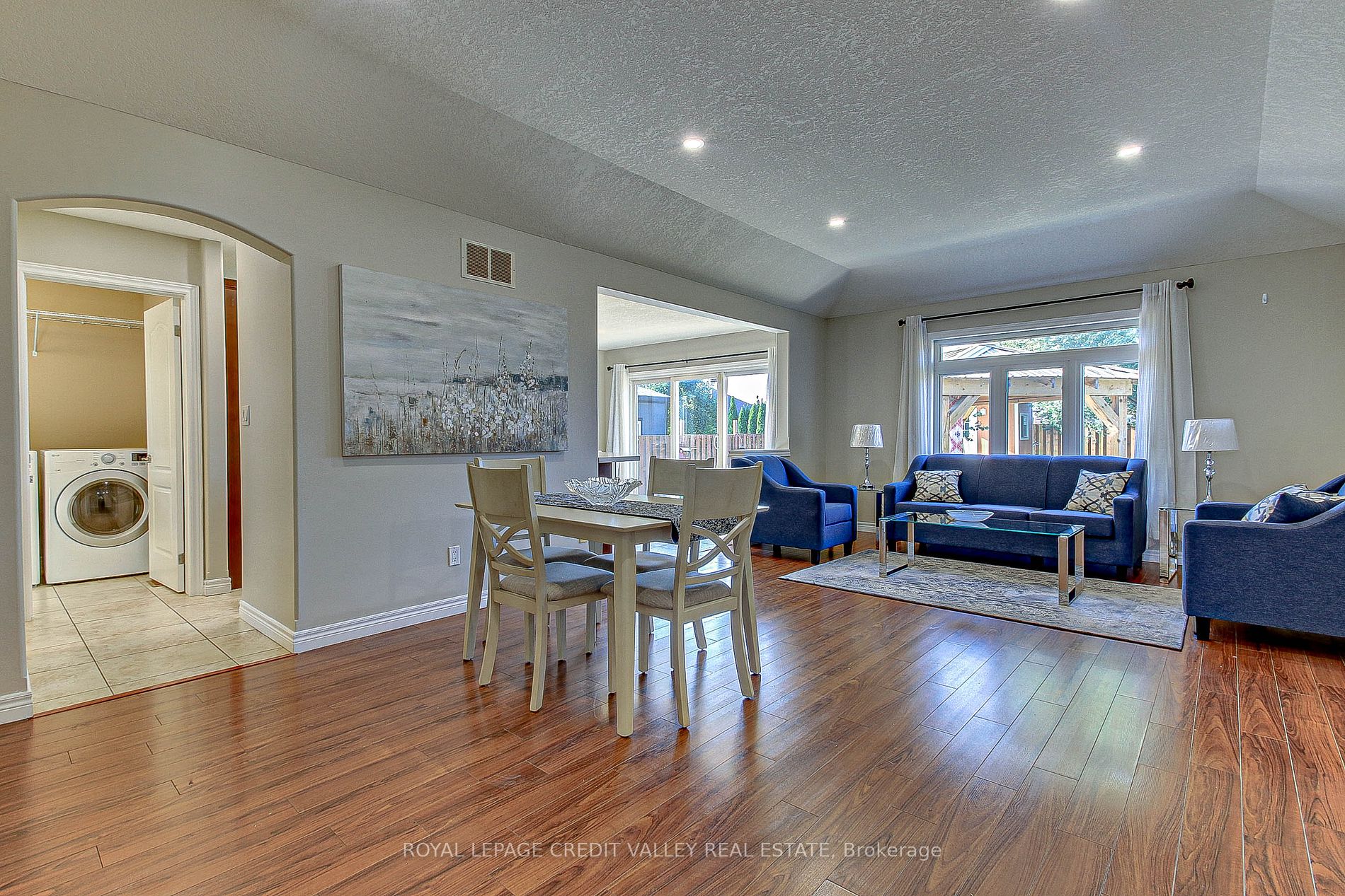 123 Coulas Cres Property Photo 29