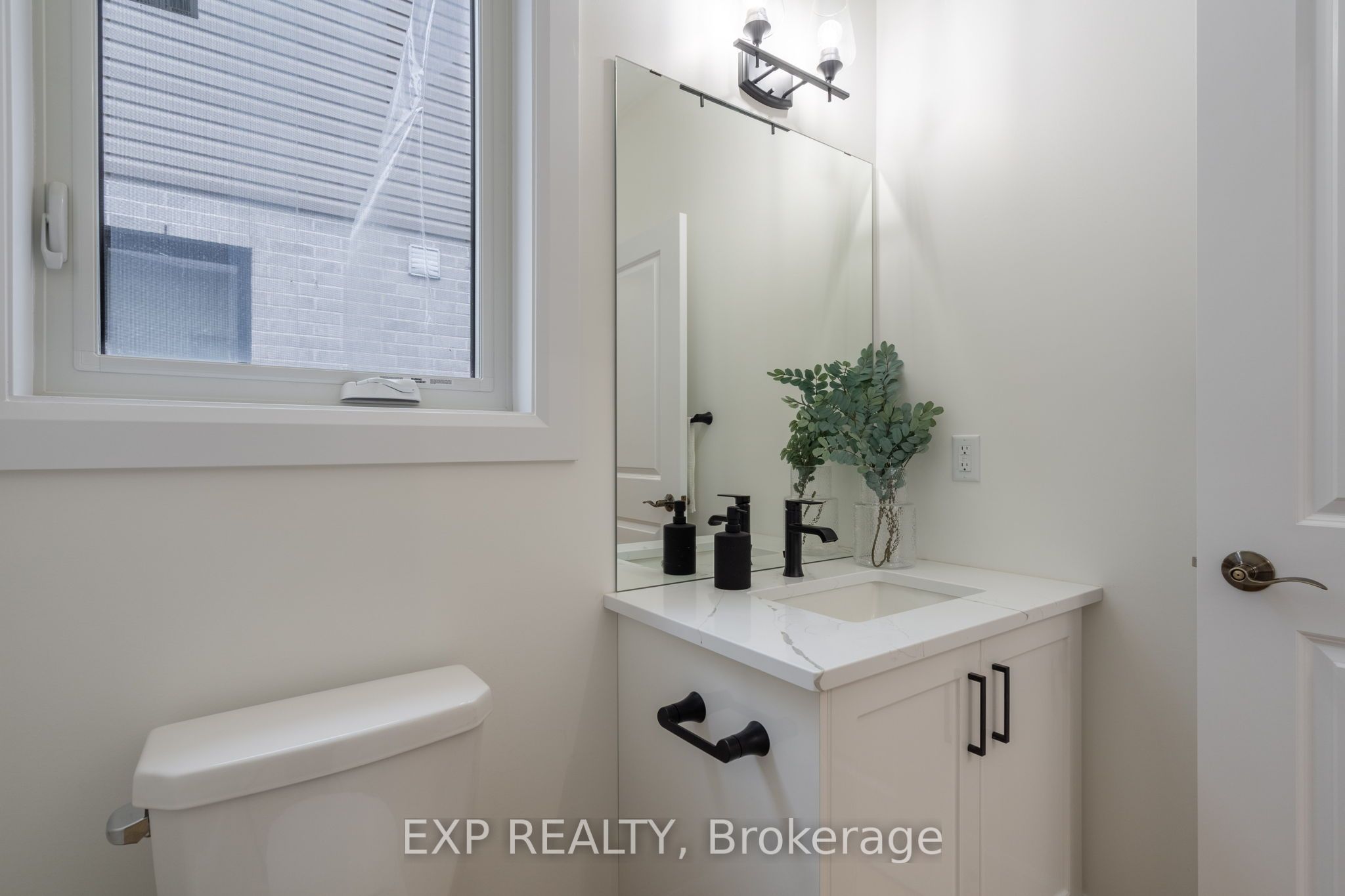 2082 Saddlerock Avenue Property Photo 13