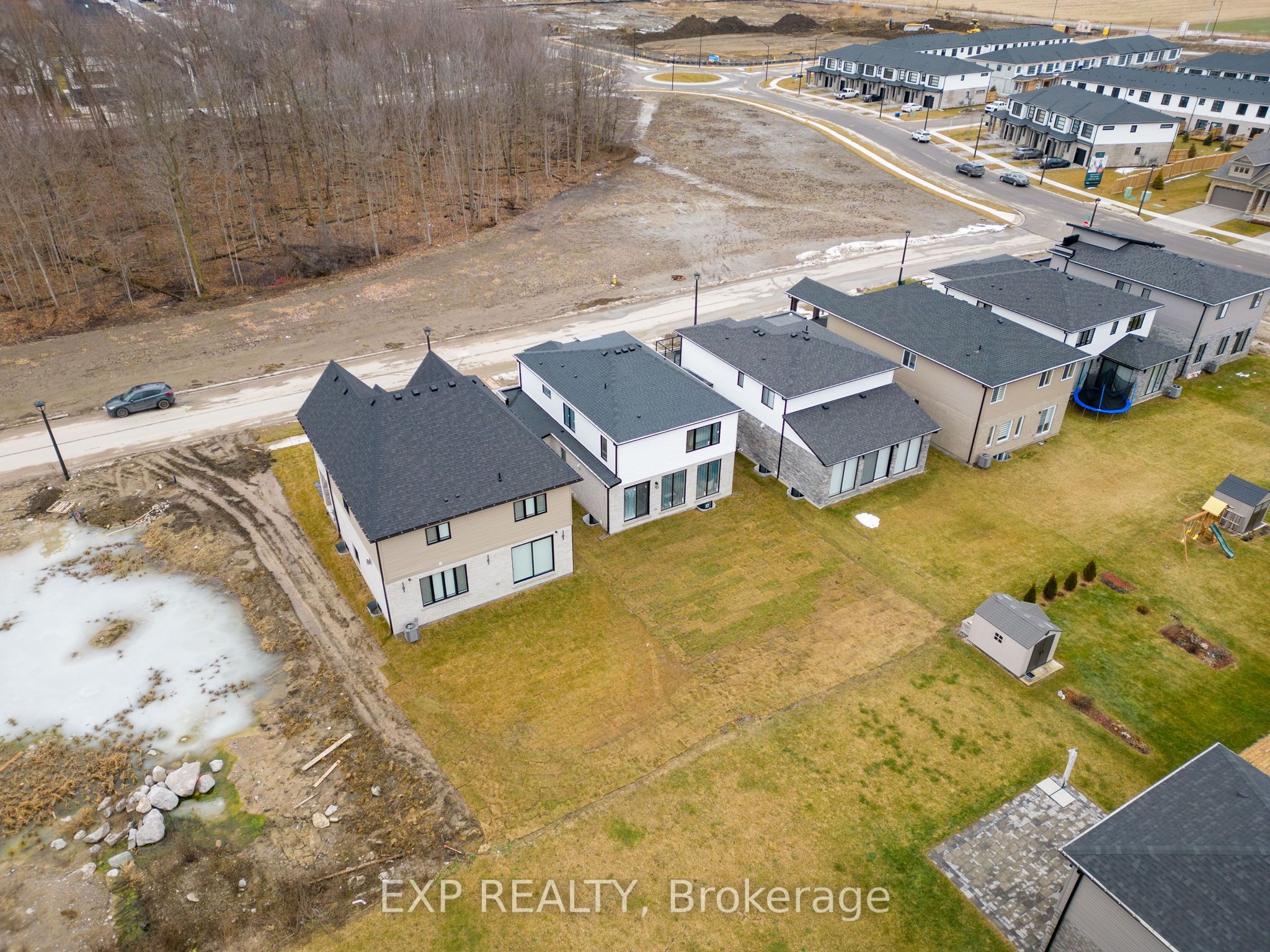 2082 Saddlerock Avenue Property Photo 29