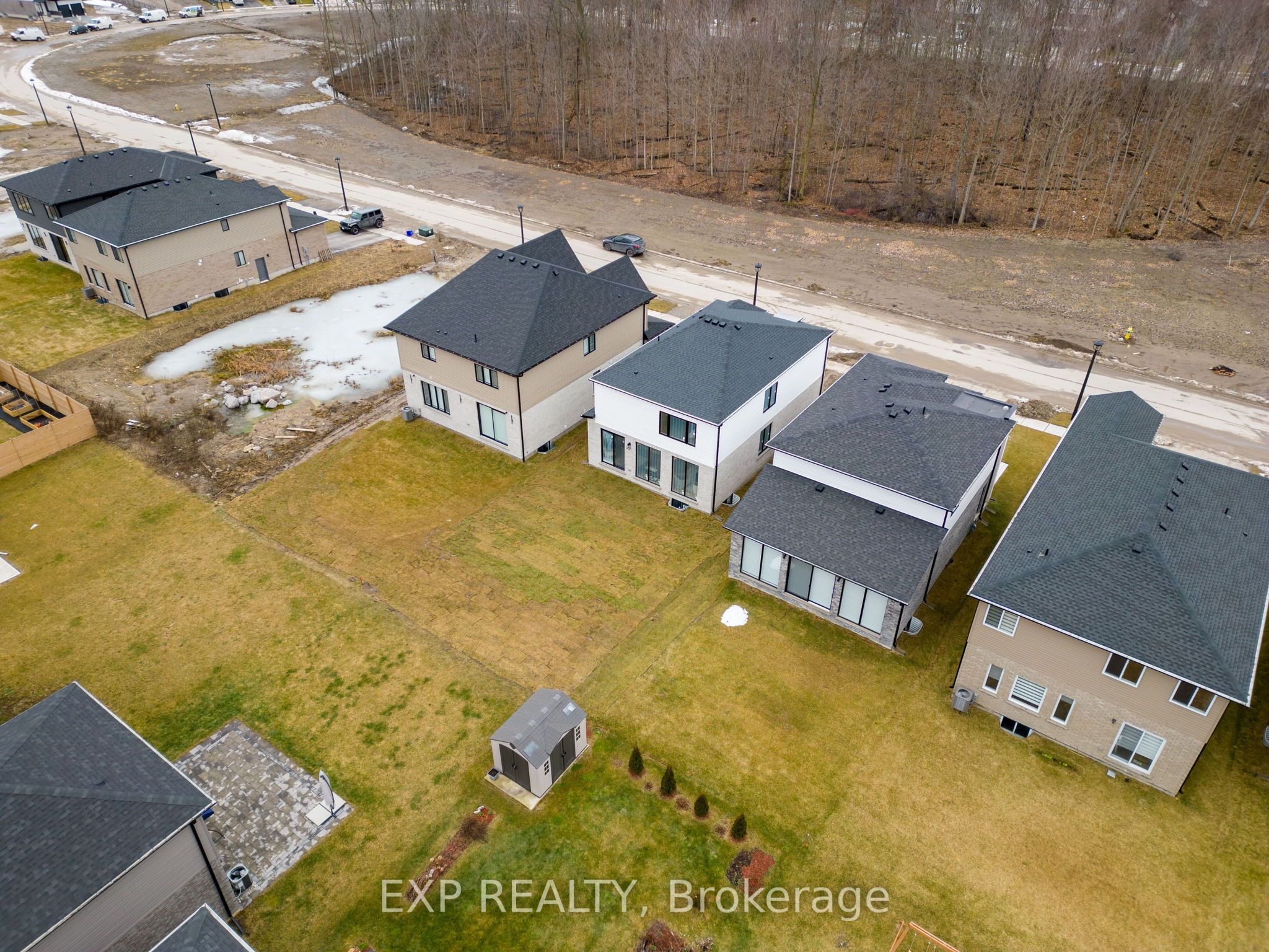 2082 Saddlerock Avenue Property Photo 33