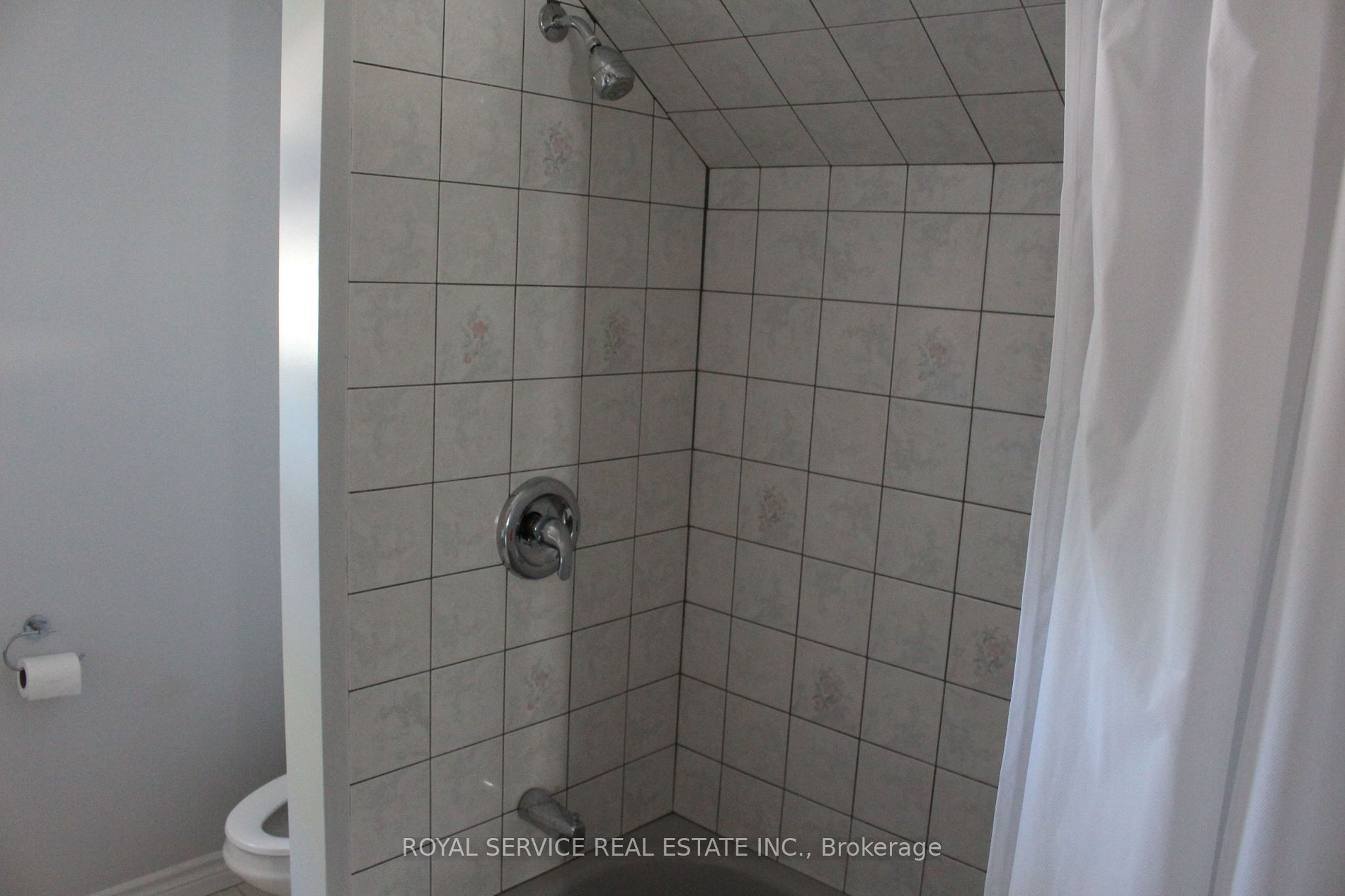43 Garry St Property Photo 2