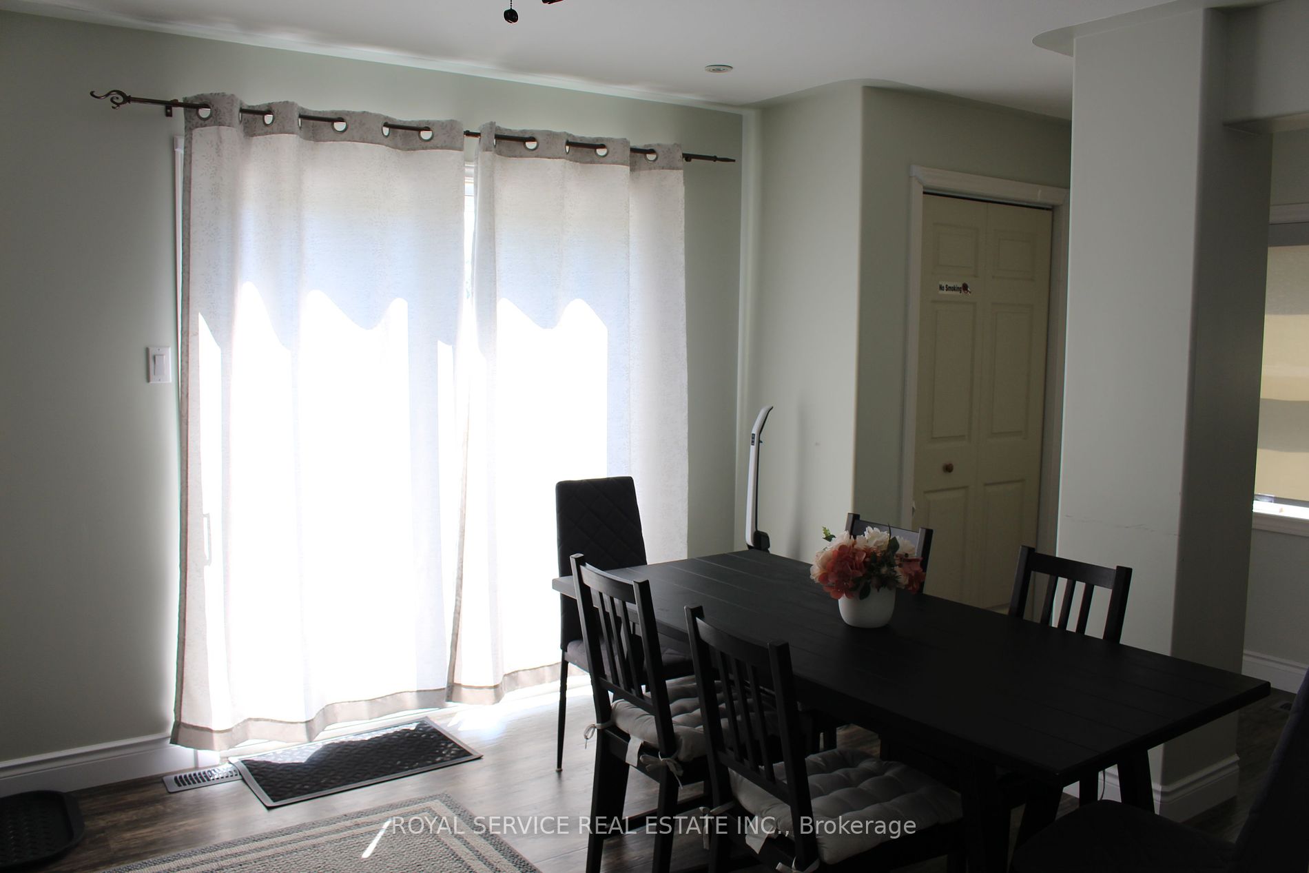 43 Garry St Property Photo 10