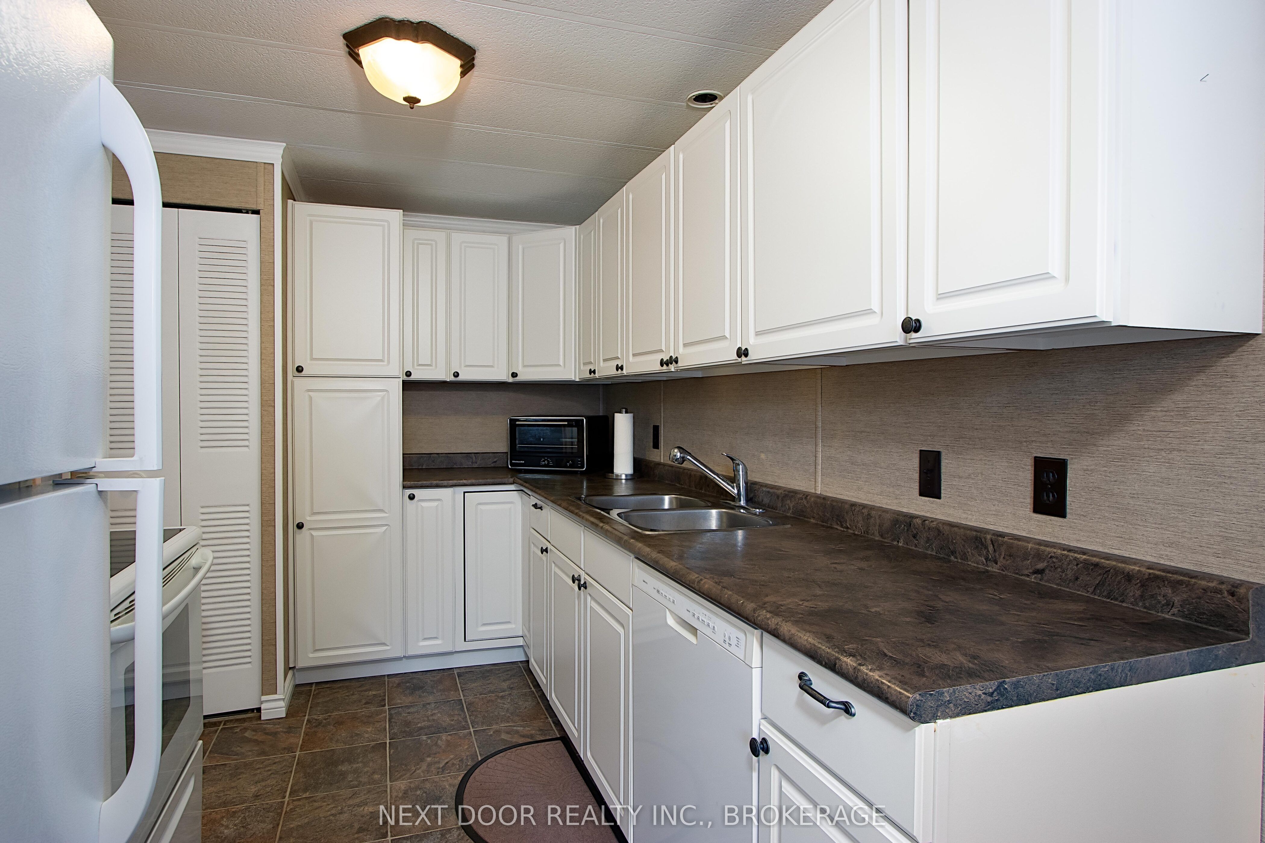 199 Pebble Beach Parkway Property Photo 13