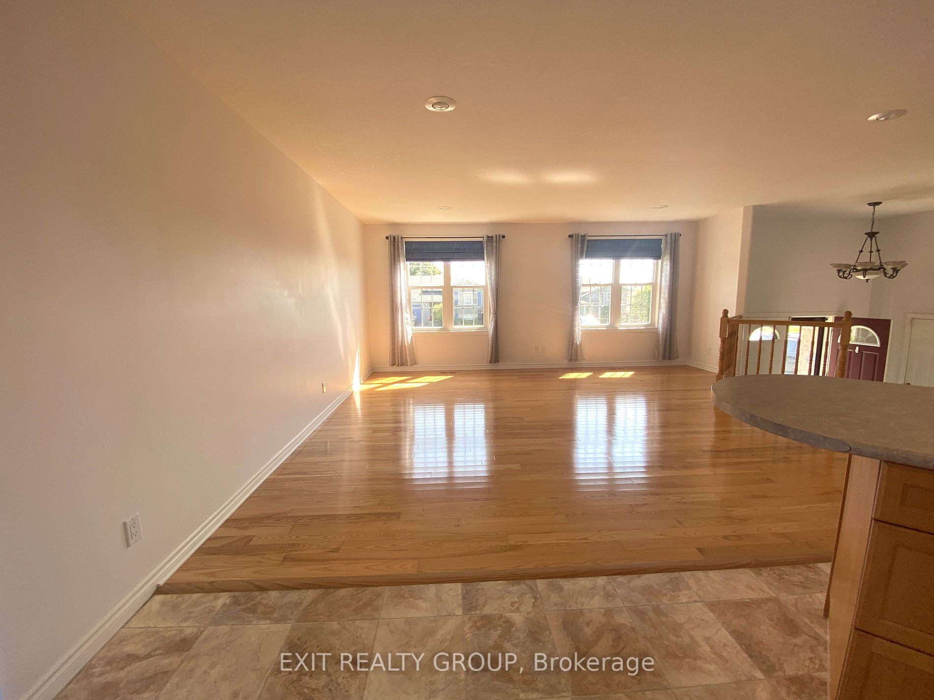 27 Belvedere Rd Property Photo 24
