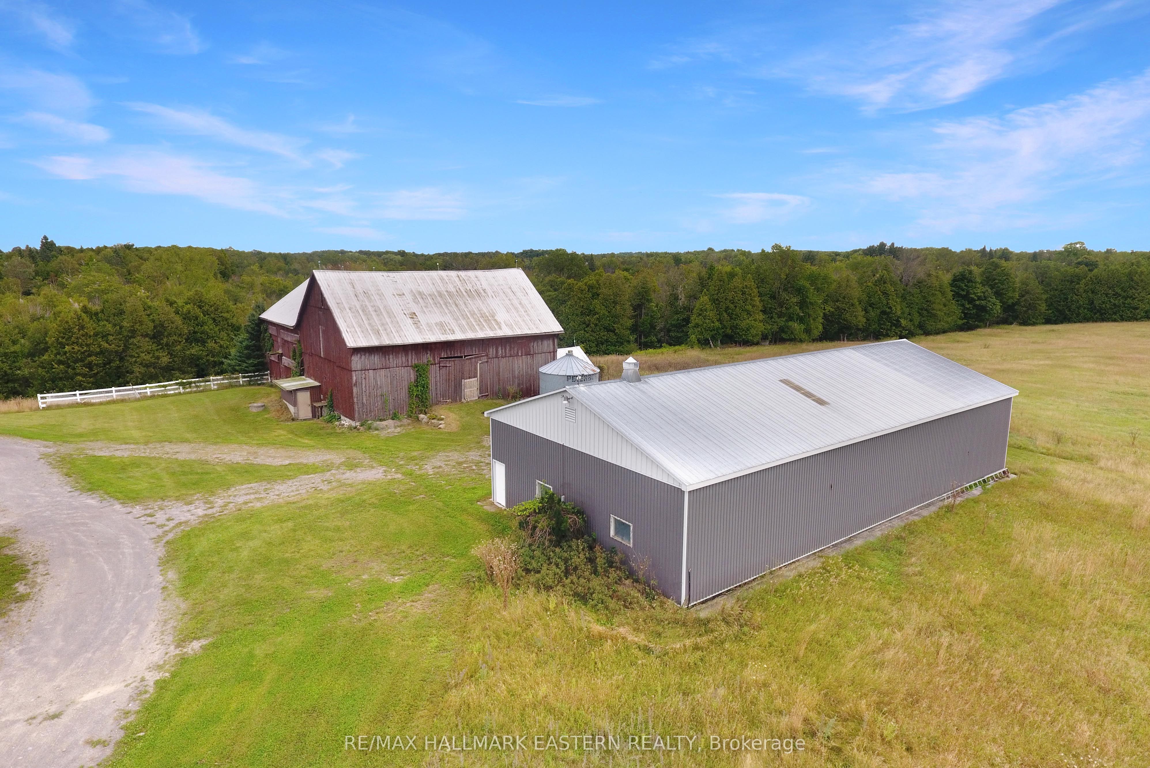 440 County Rd 40 Property Photo 9