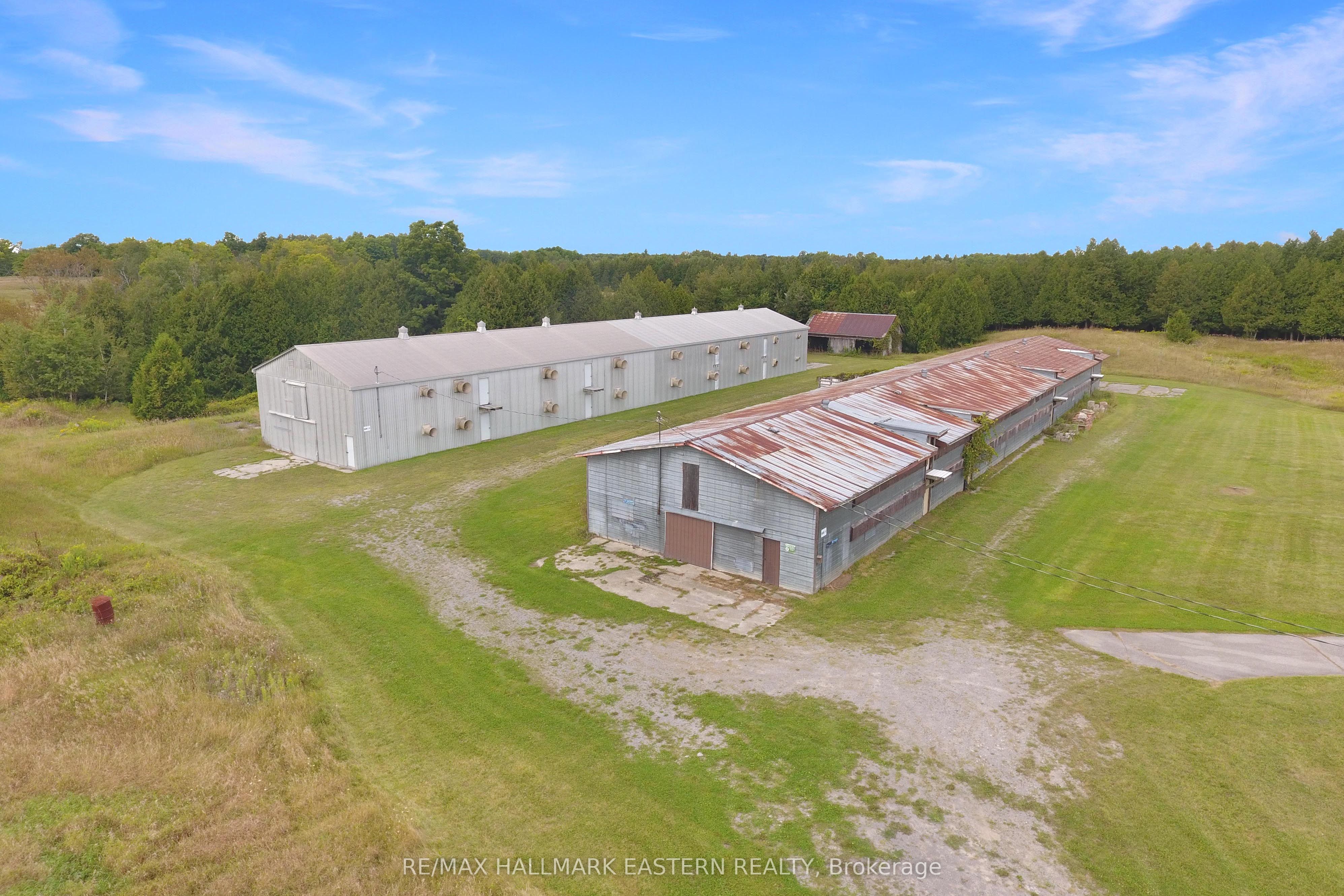 440 County Rd 40 Property Photo 10
