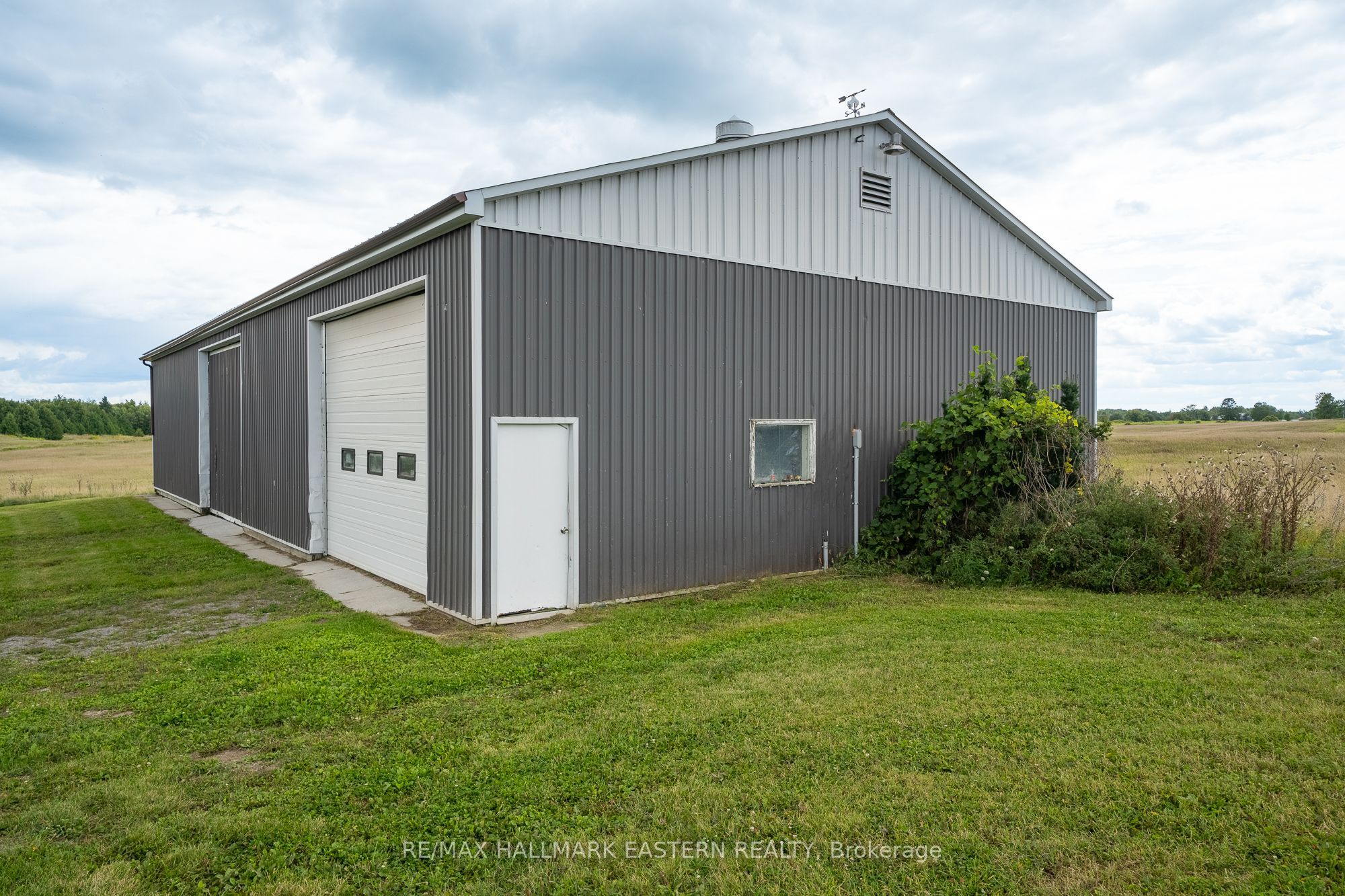 440 County Rd 40 Property Photo 32