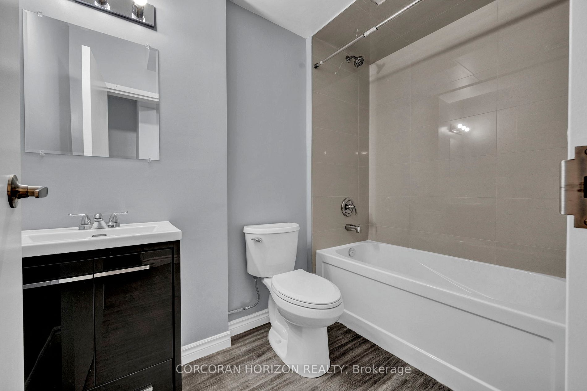 13 Water St N 03 Property Photo 12